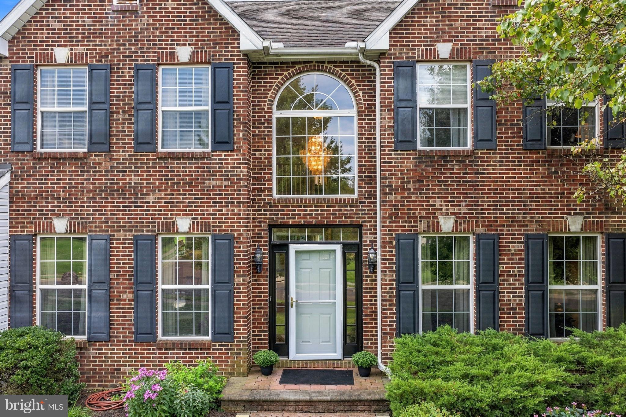 126 CRESCENT DRIVE