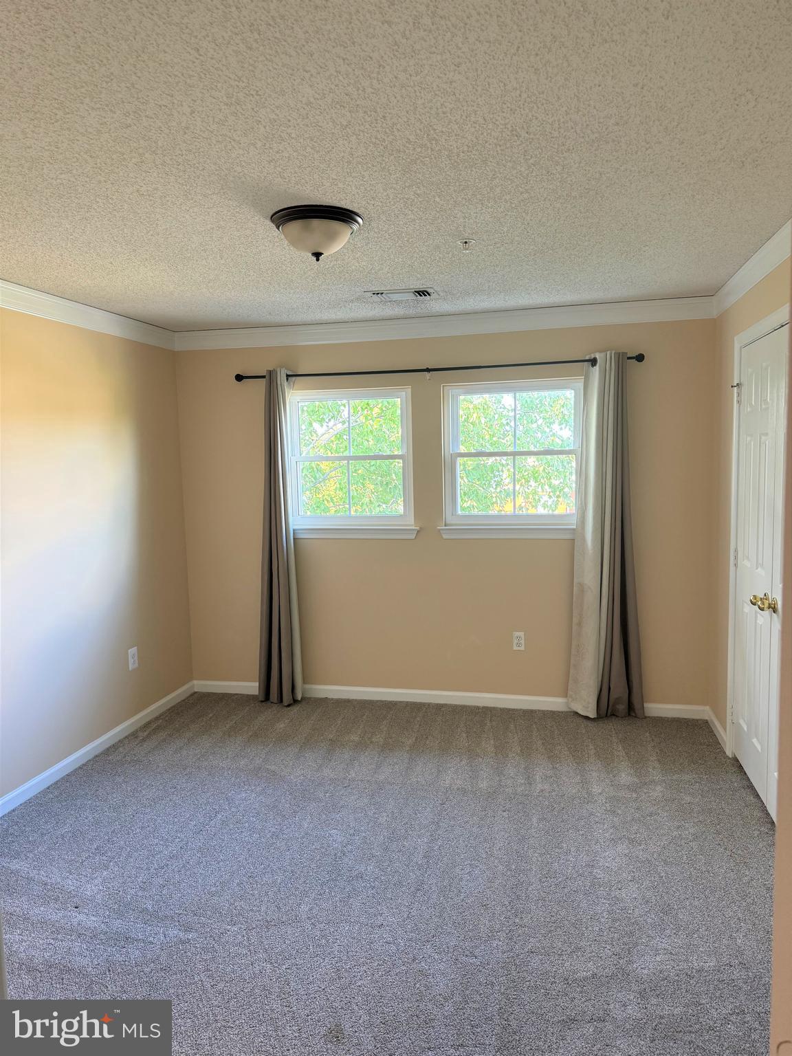 OAK PARK CONDO - Residential