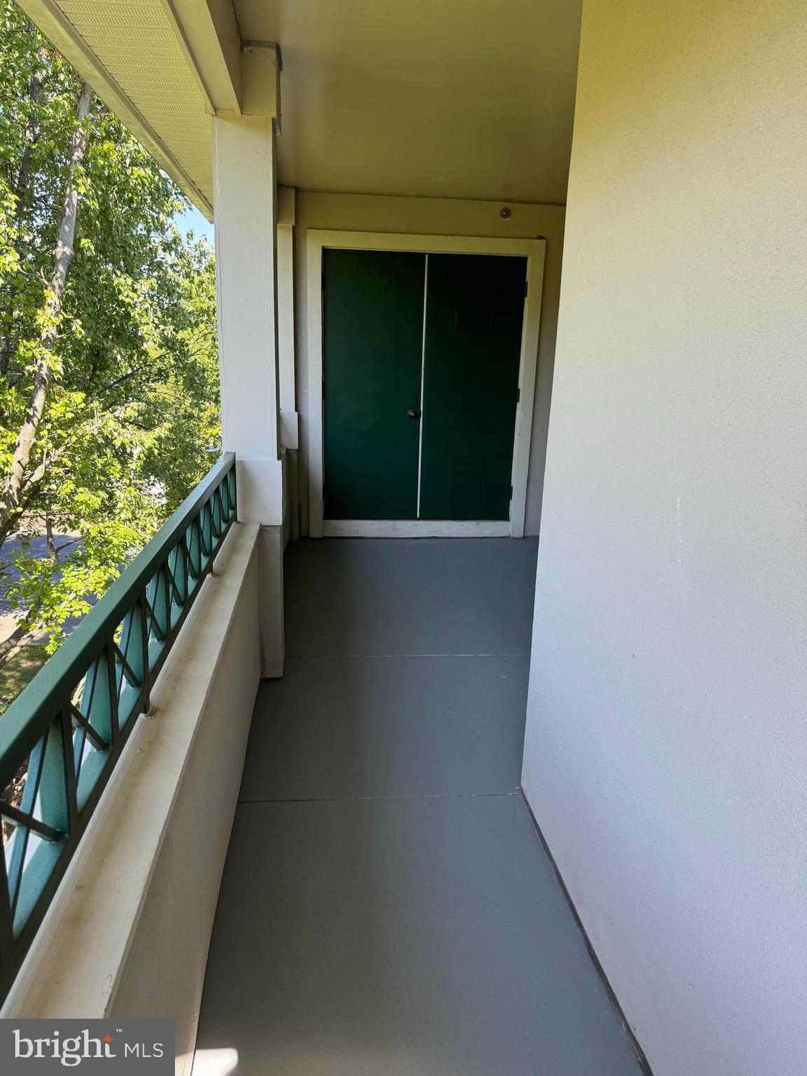 OAK PARK CONDO - Residential