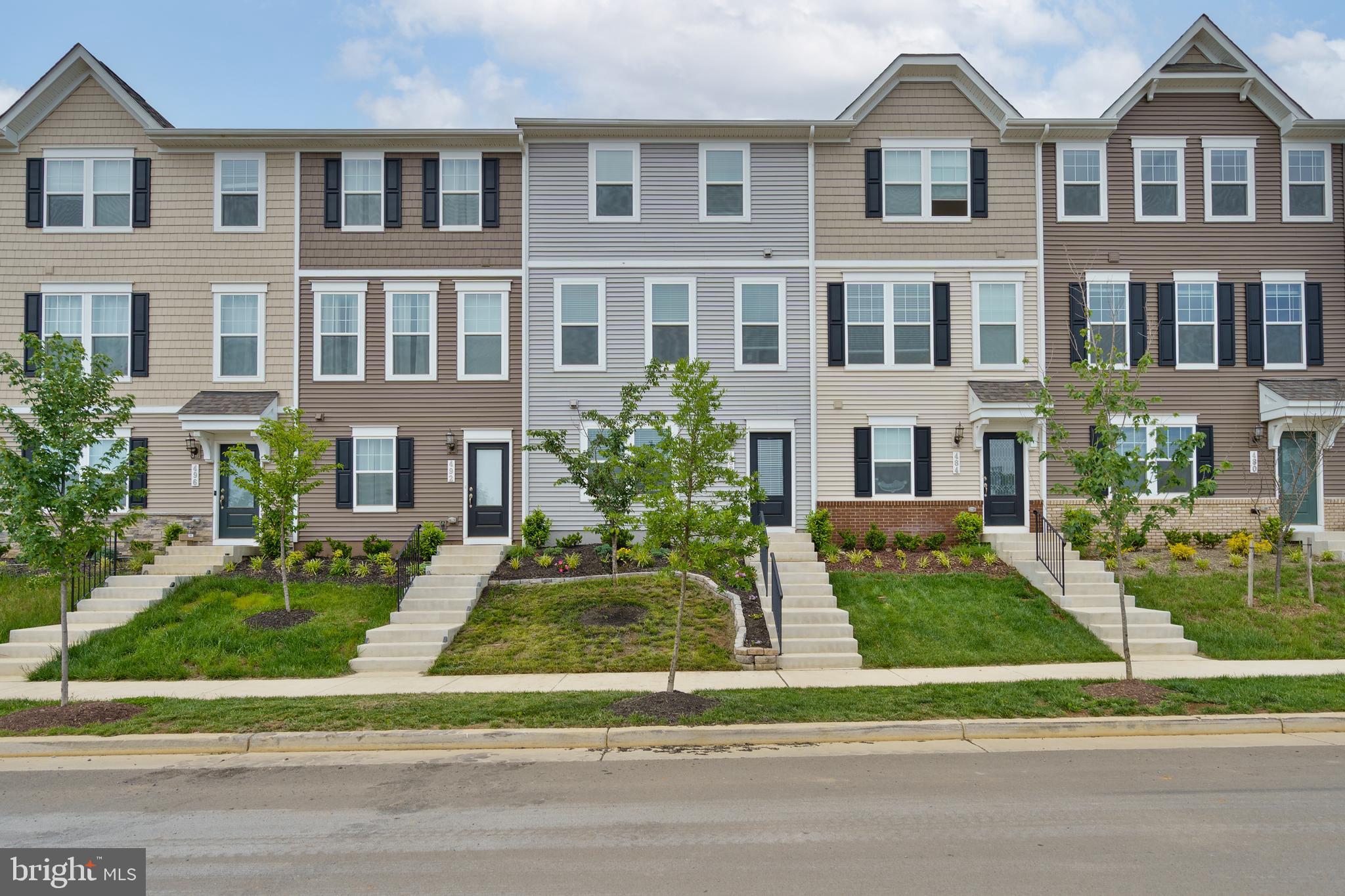 PRESIDENTS POINTE - Residential