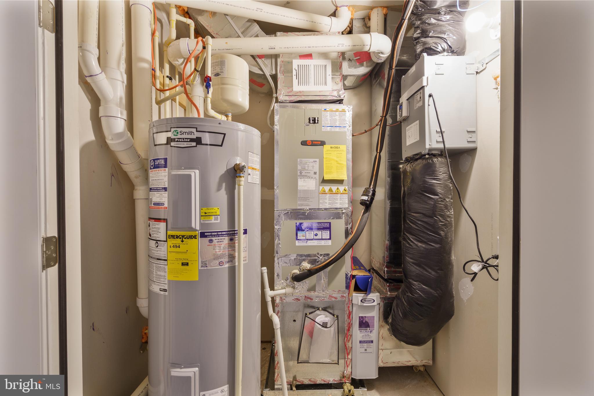 PRESIDENTS POINTE - Residential