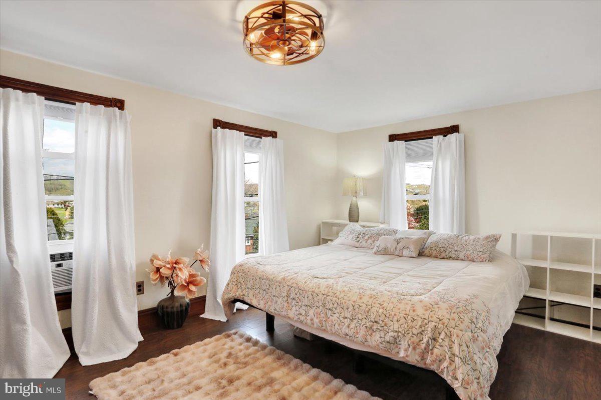 KUTZTOWN - Residential