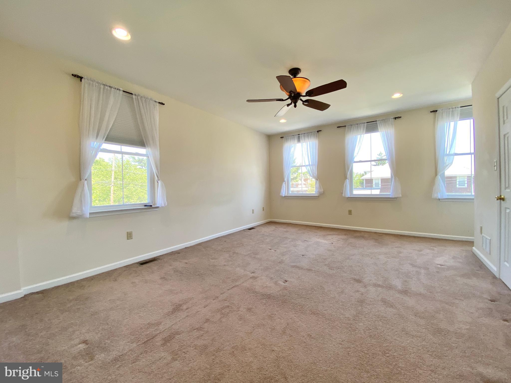 RIDLEY PARK - Residential