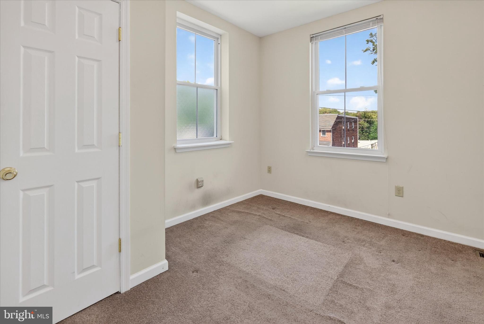 RIDLEY PARK - Residential