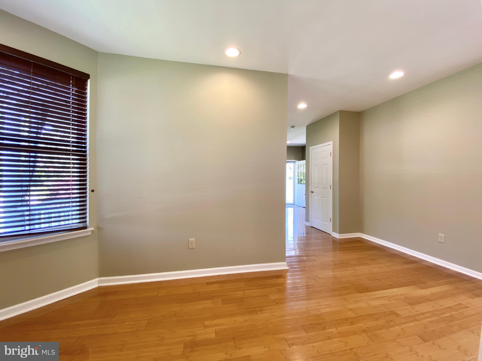 RIDLEY PARK - Residential