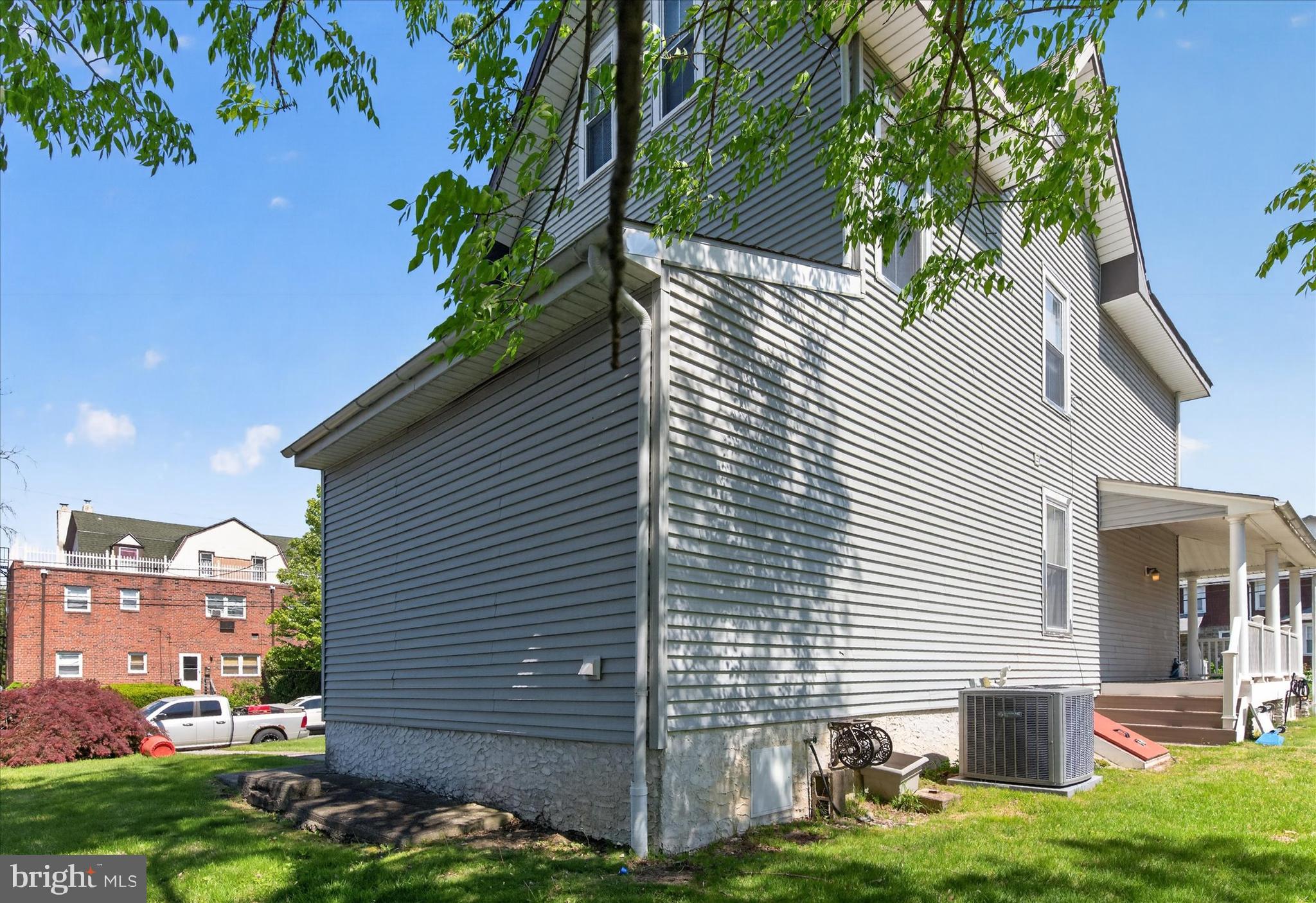 RIDLEY PARK - Residential