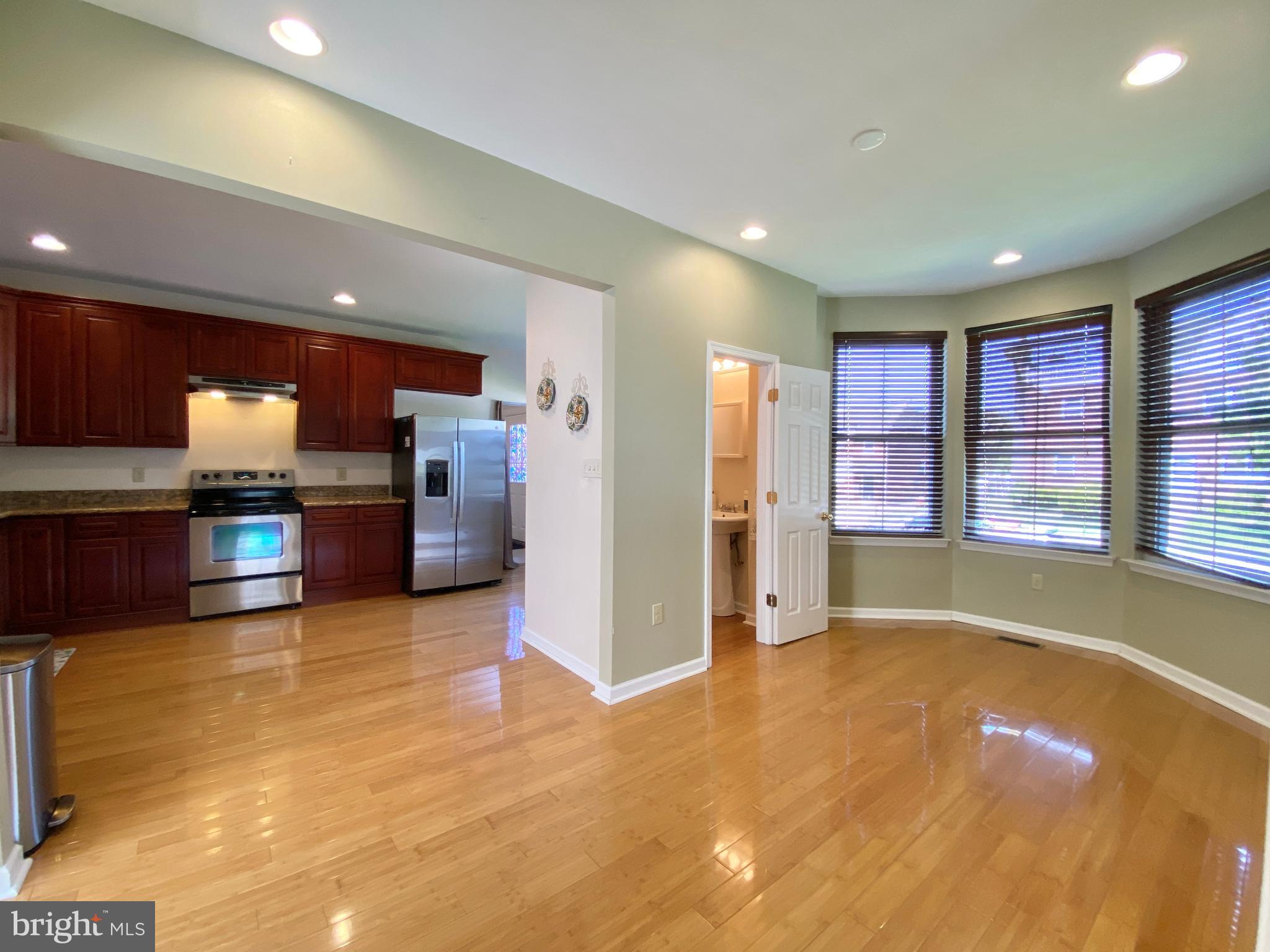 RIDLEY PARK - Residential