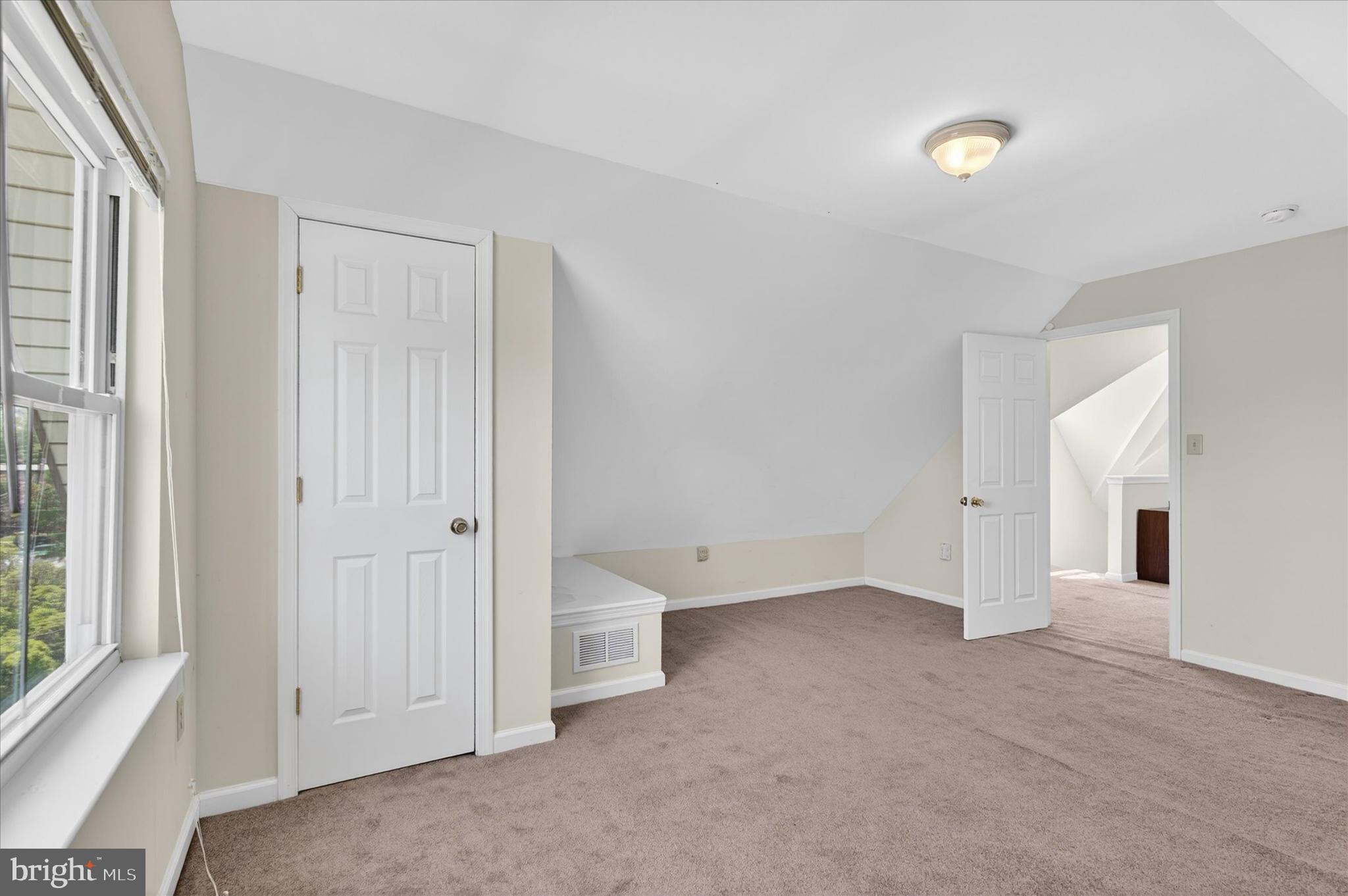 RIDLEY PARK - Residential