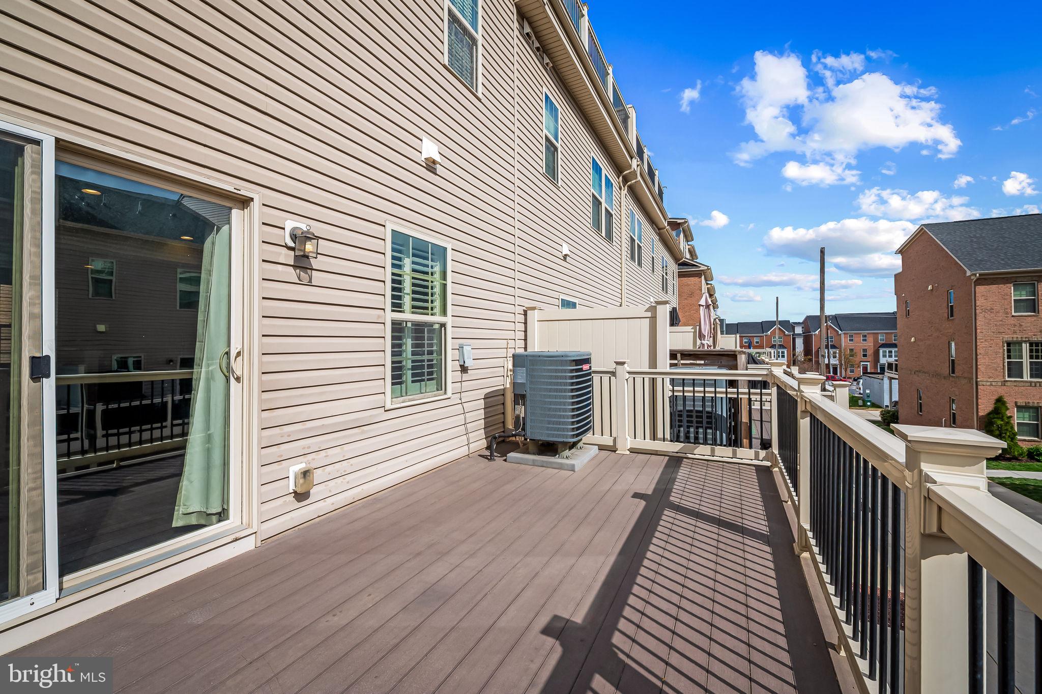 O'DONNELL SQUARE - Residential