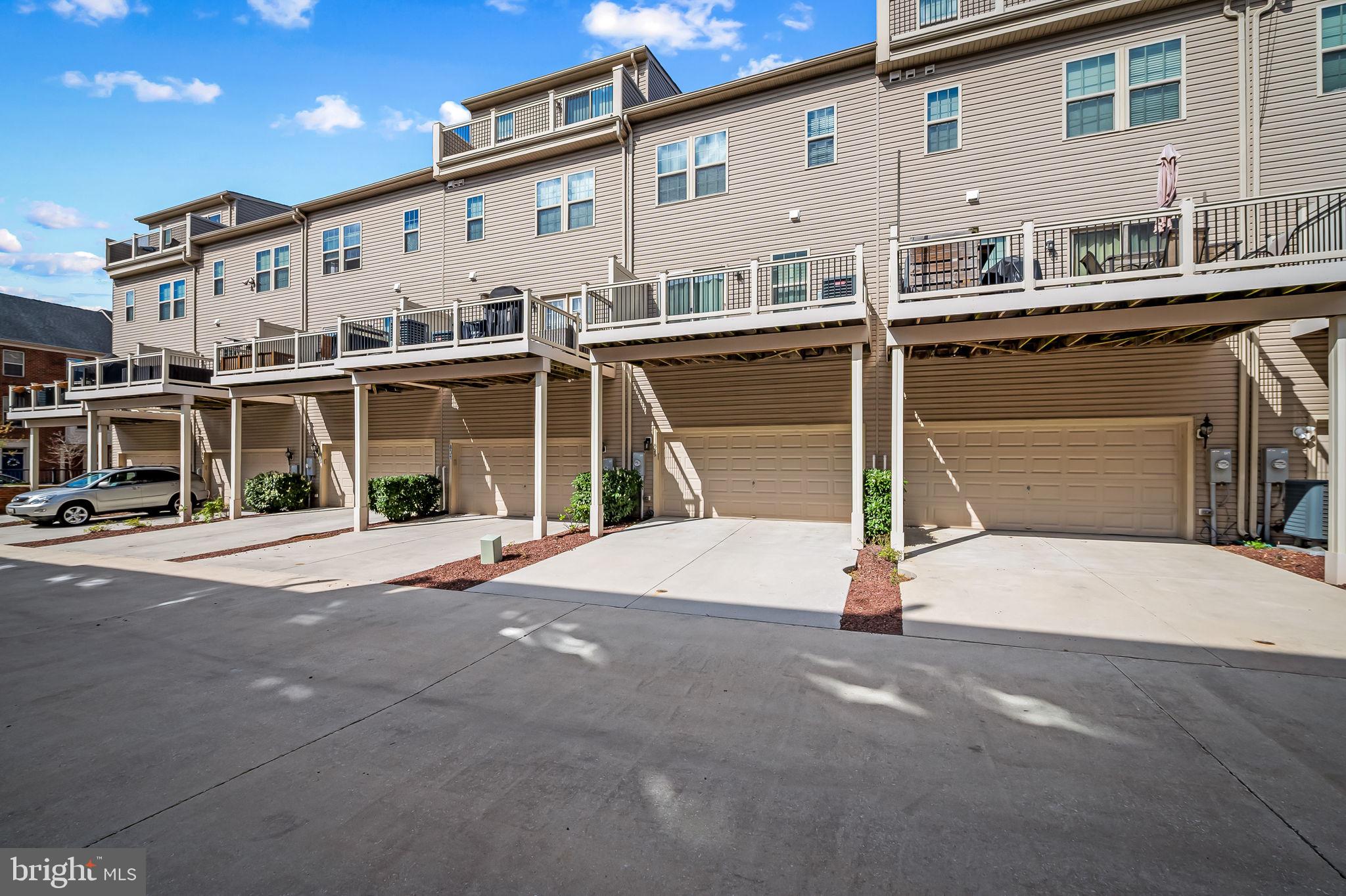 O'DONNELL SQUARE - Residential