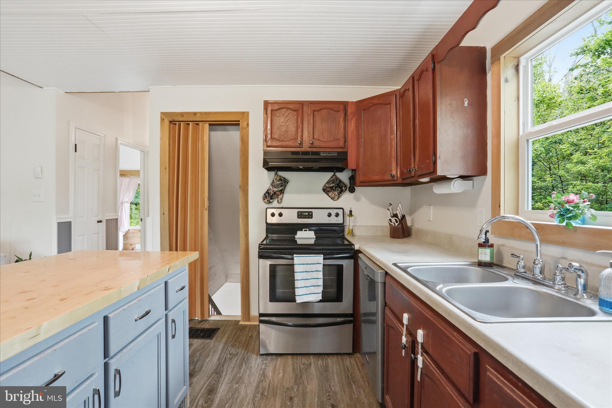 GLENWOOD FOREST WEST - Residential