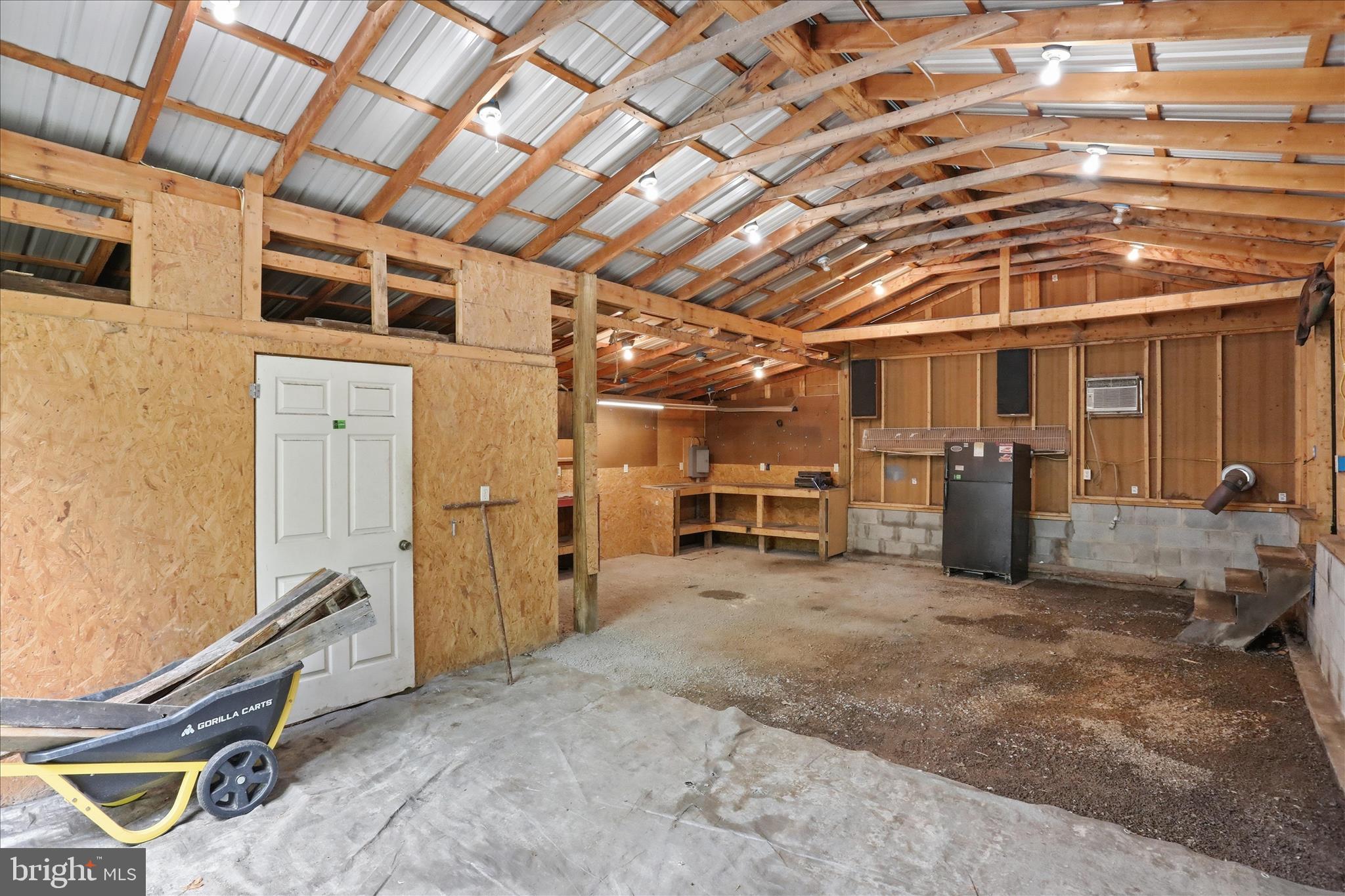 GLENWOOD FOREST WEST - Residential
