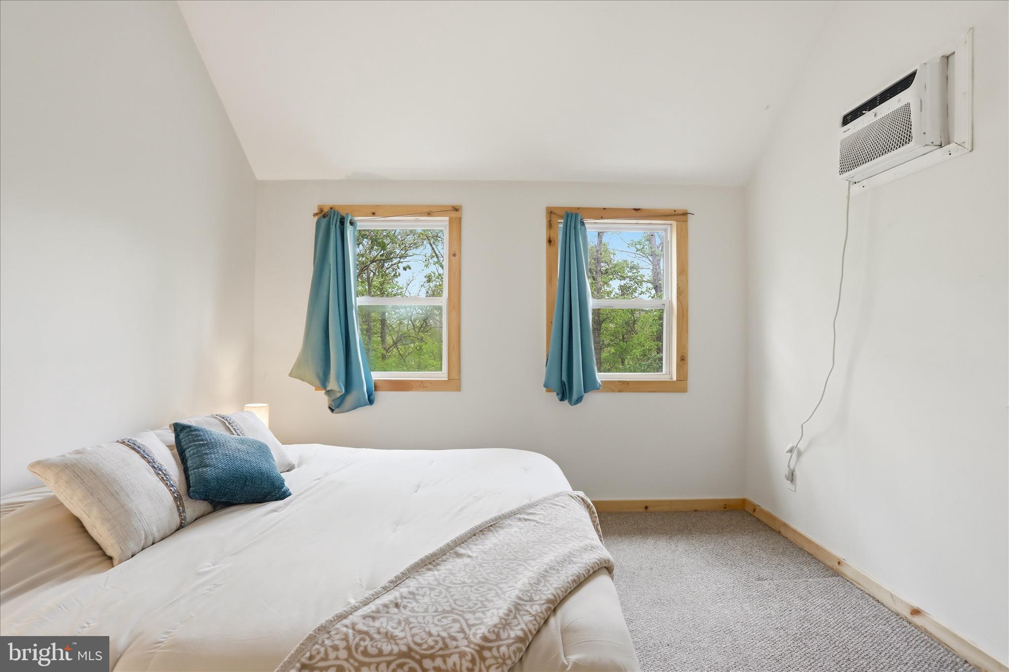 GLENWOOD FOREST WEST - Residential