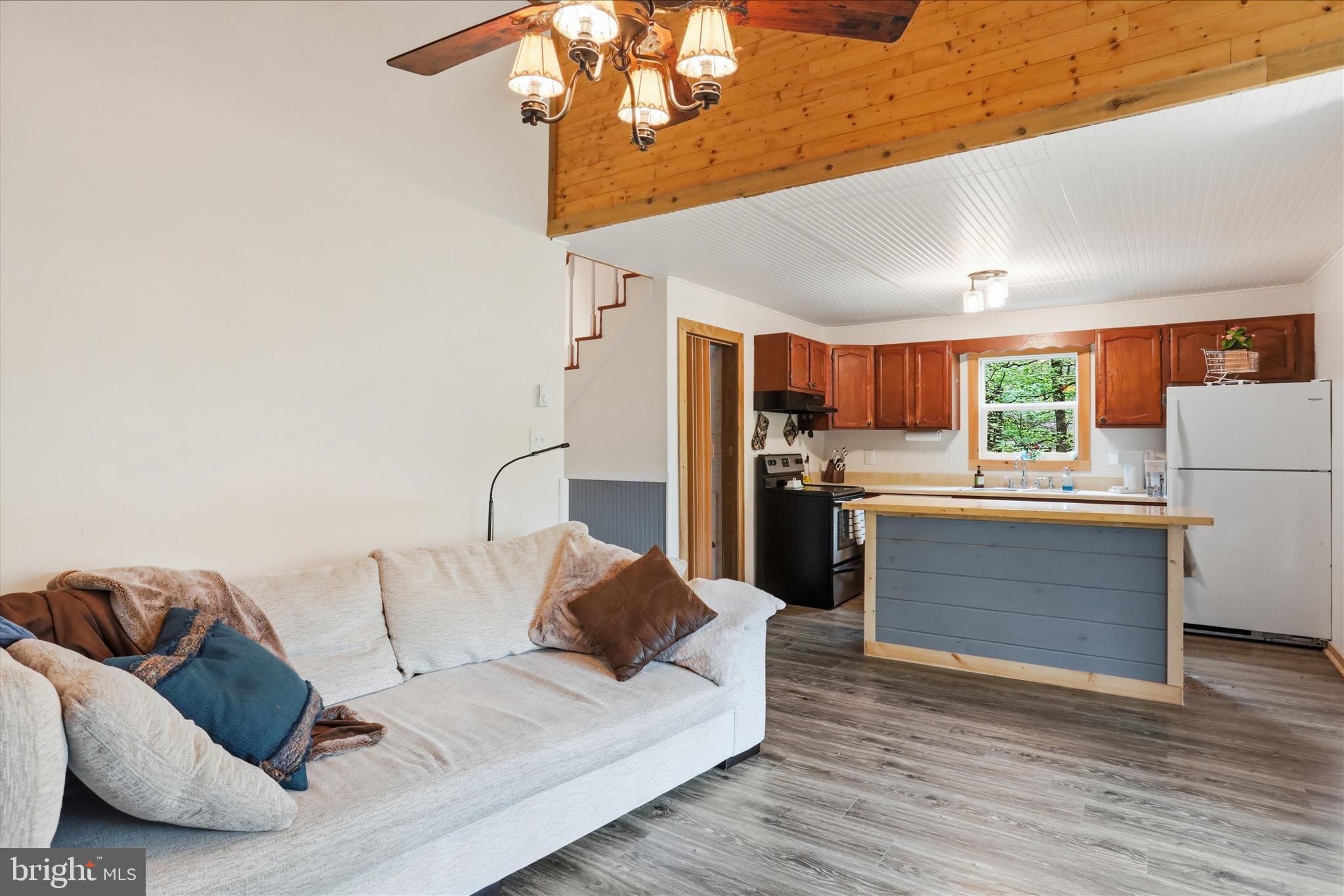 GLENWOOD FOREST WEST - Residential