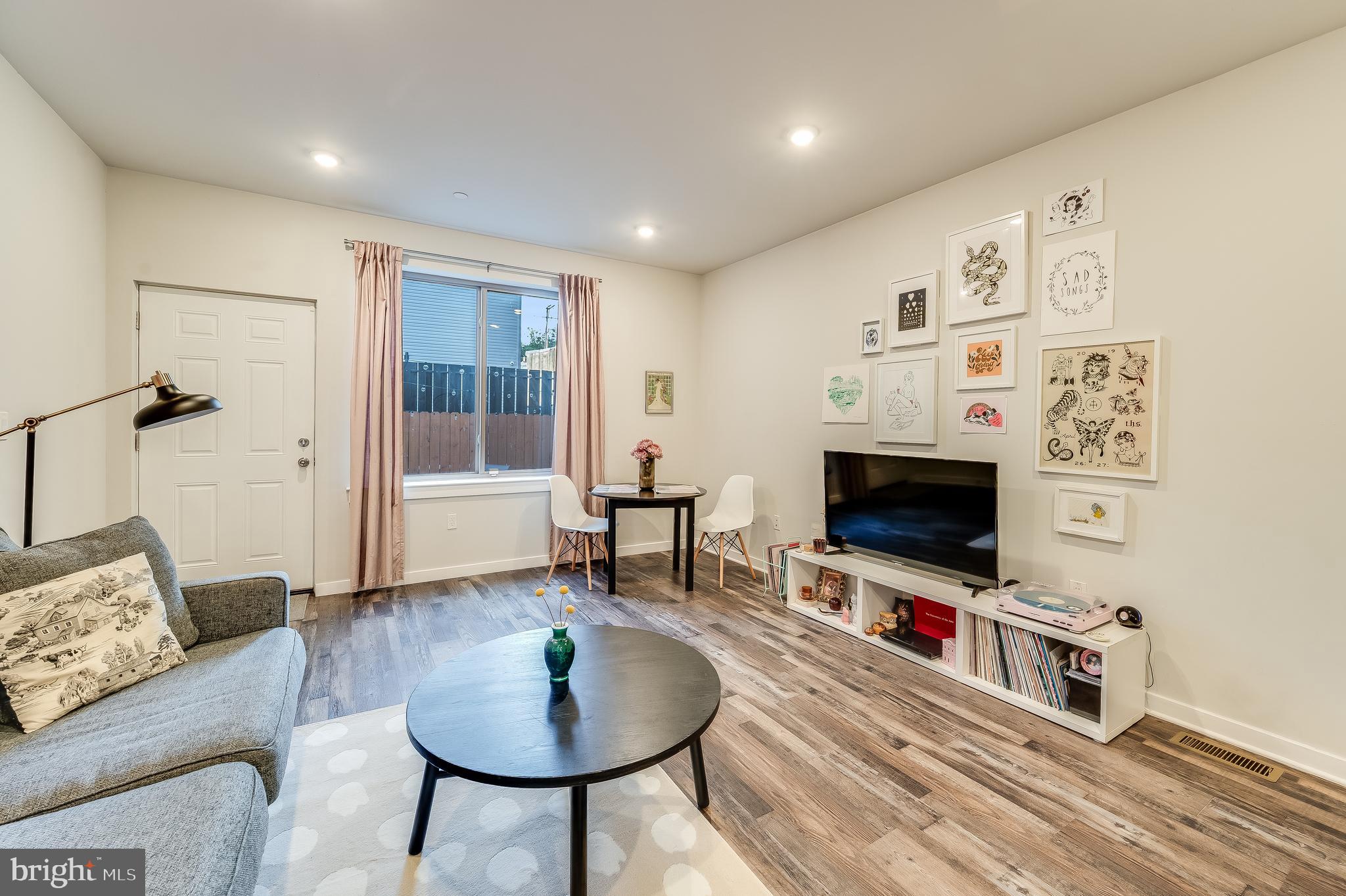 MANTUA - Residential