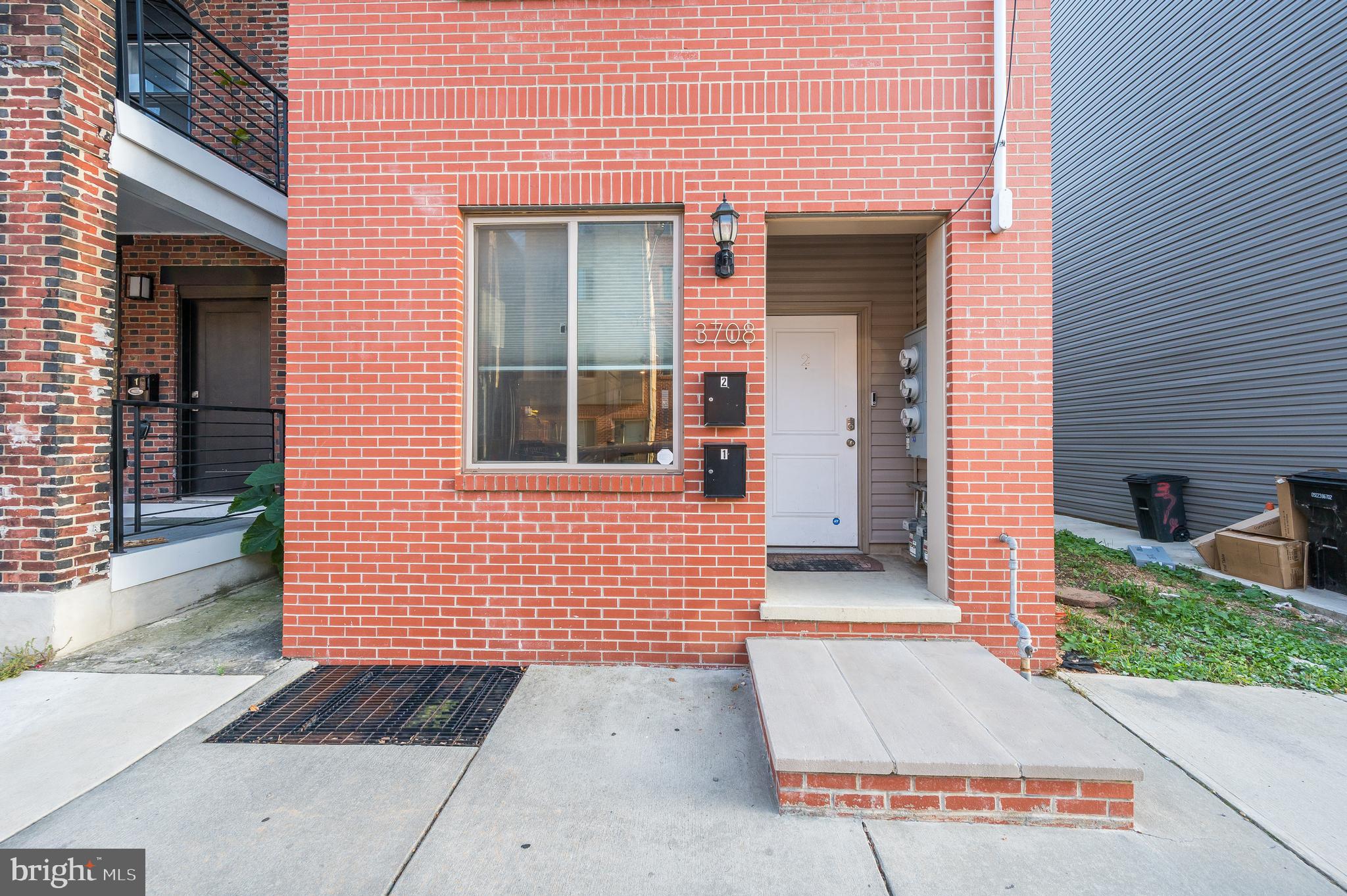 MANTUA - Residential