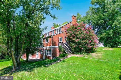 1295 COLVIN FOREST DRIVE VIENNA VA 22182