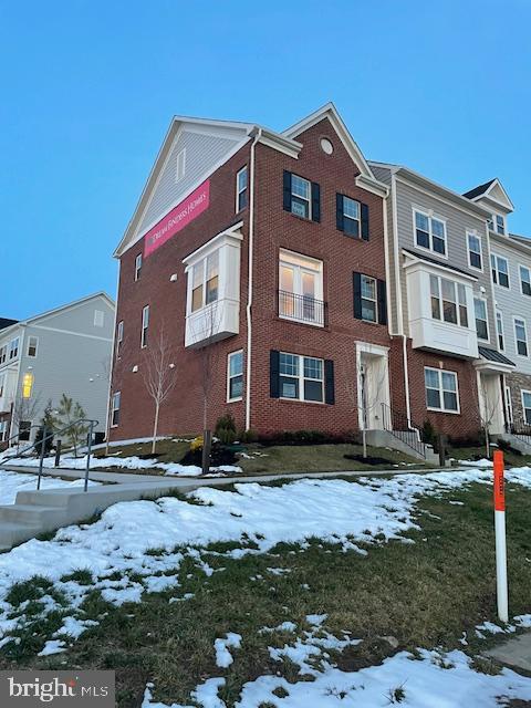 POTOMAC STATION MARKETPLACE - Residential