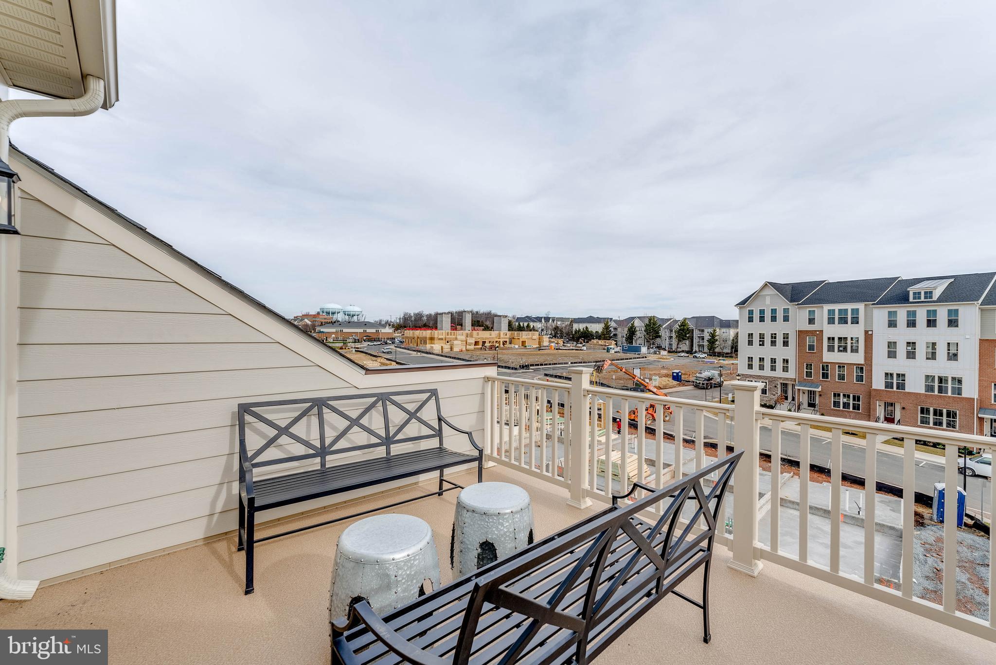 POTOMAC STATION MARKETPLACE - Residential