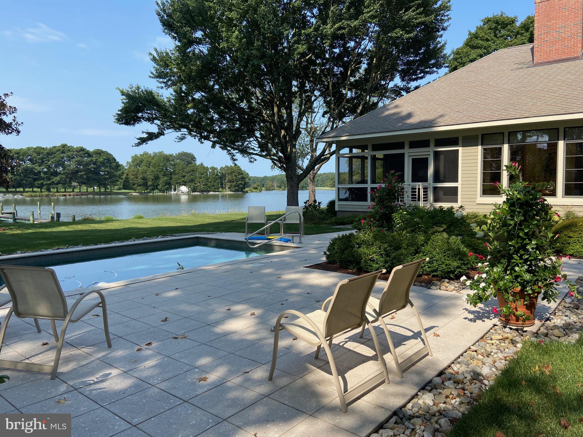 EASTON - Residential