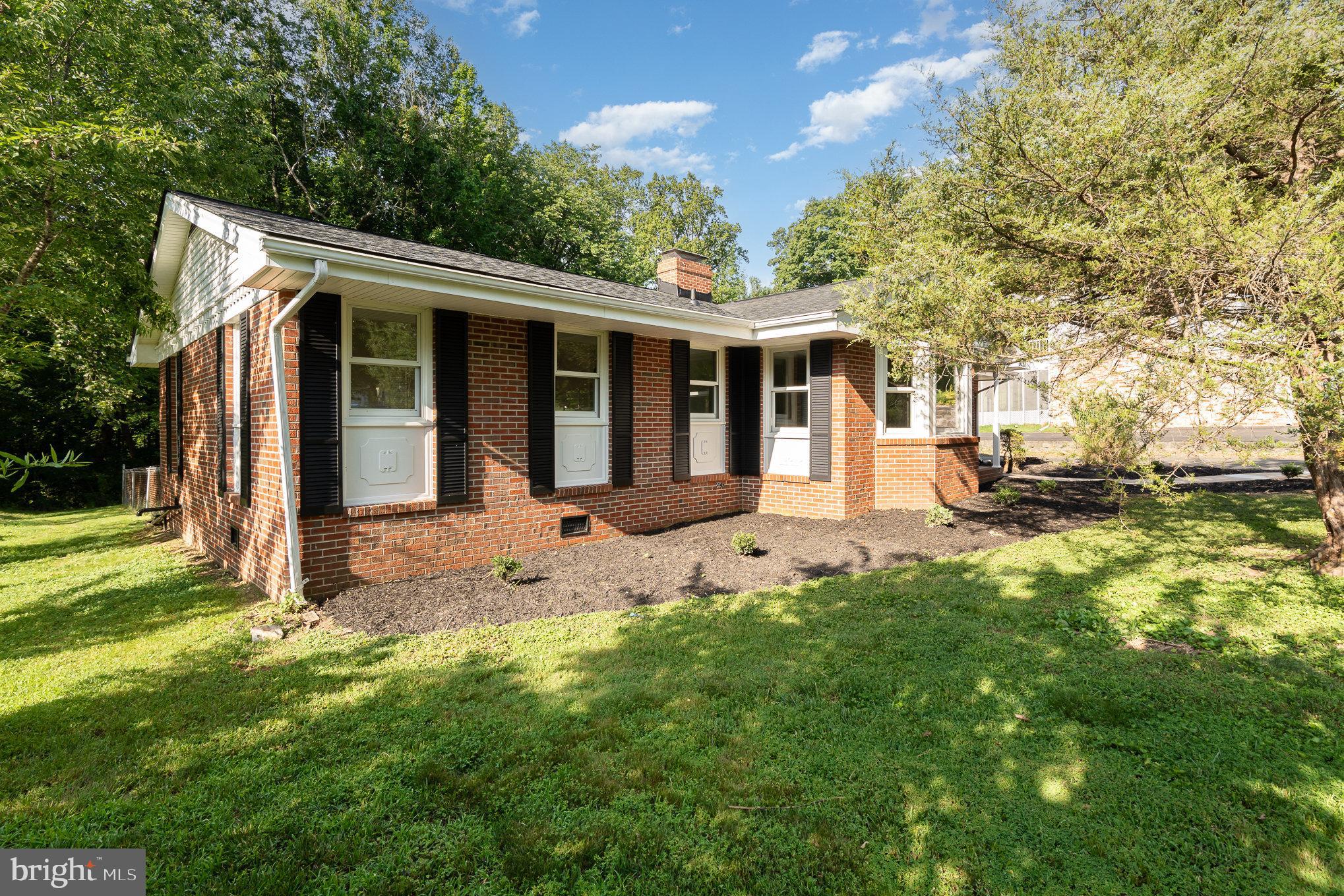 1057 PORTUGAL DRIVE