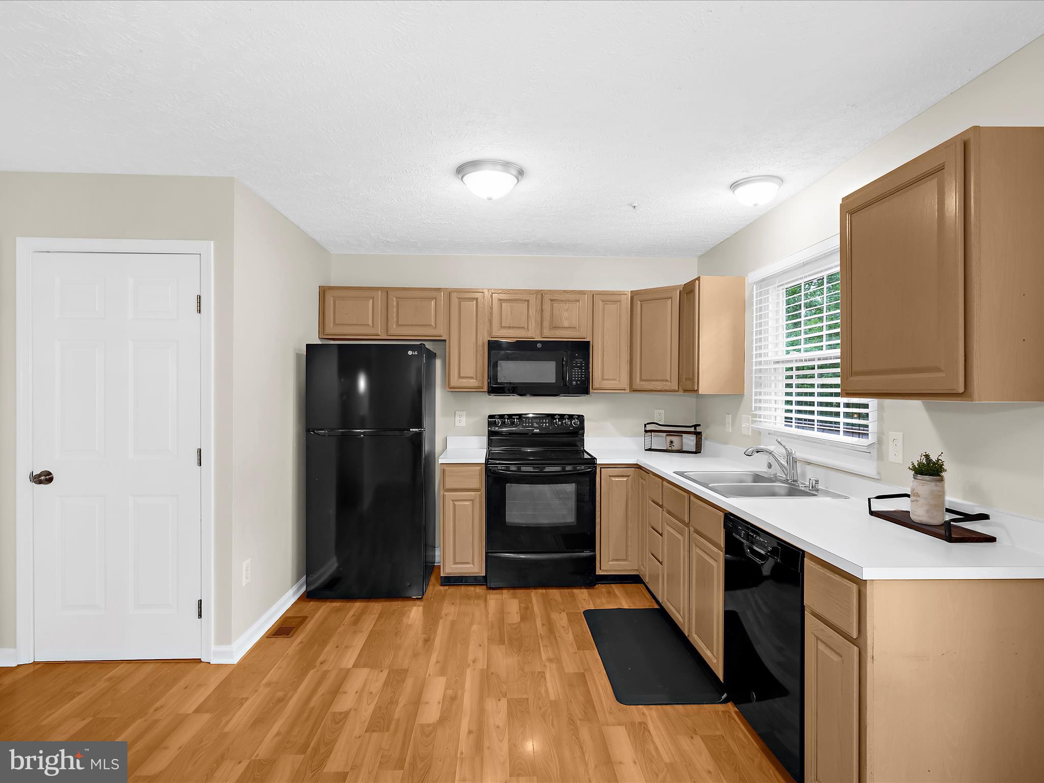 CHESTNUT HILL COVE - Residential