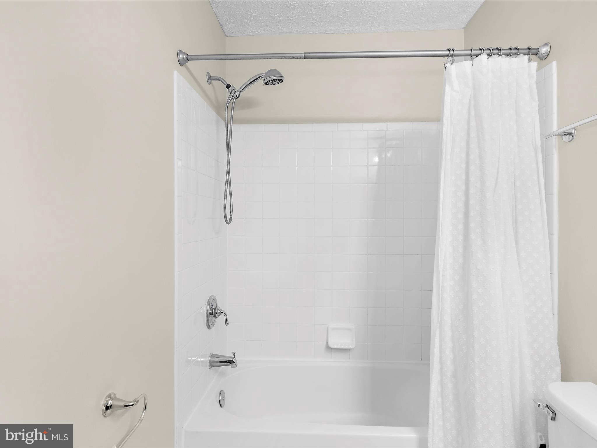 CHESTNUT HILL COVE - Residential