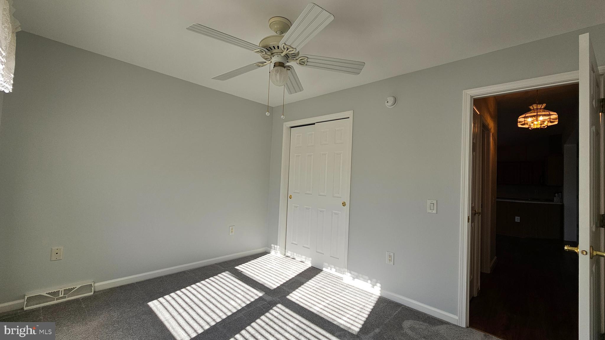 HYDE PARK - Residential