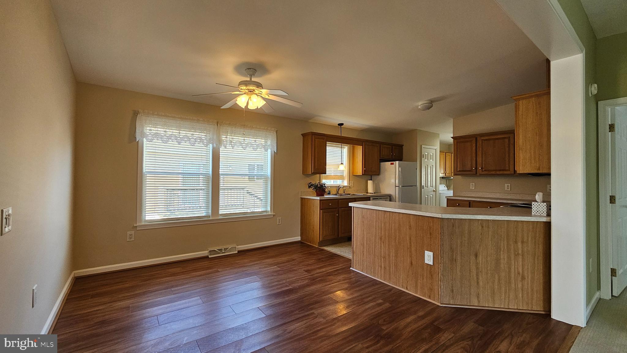 HYDE PARK - Residential