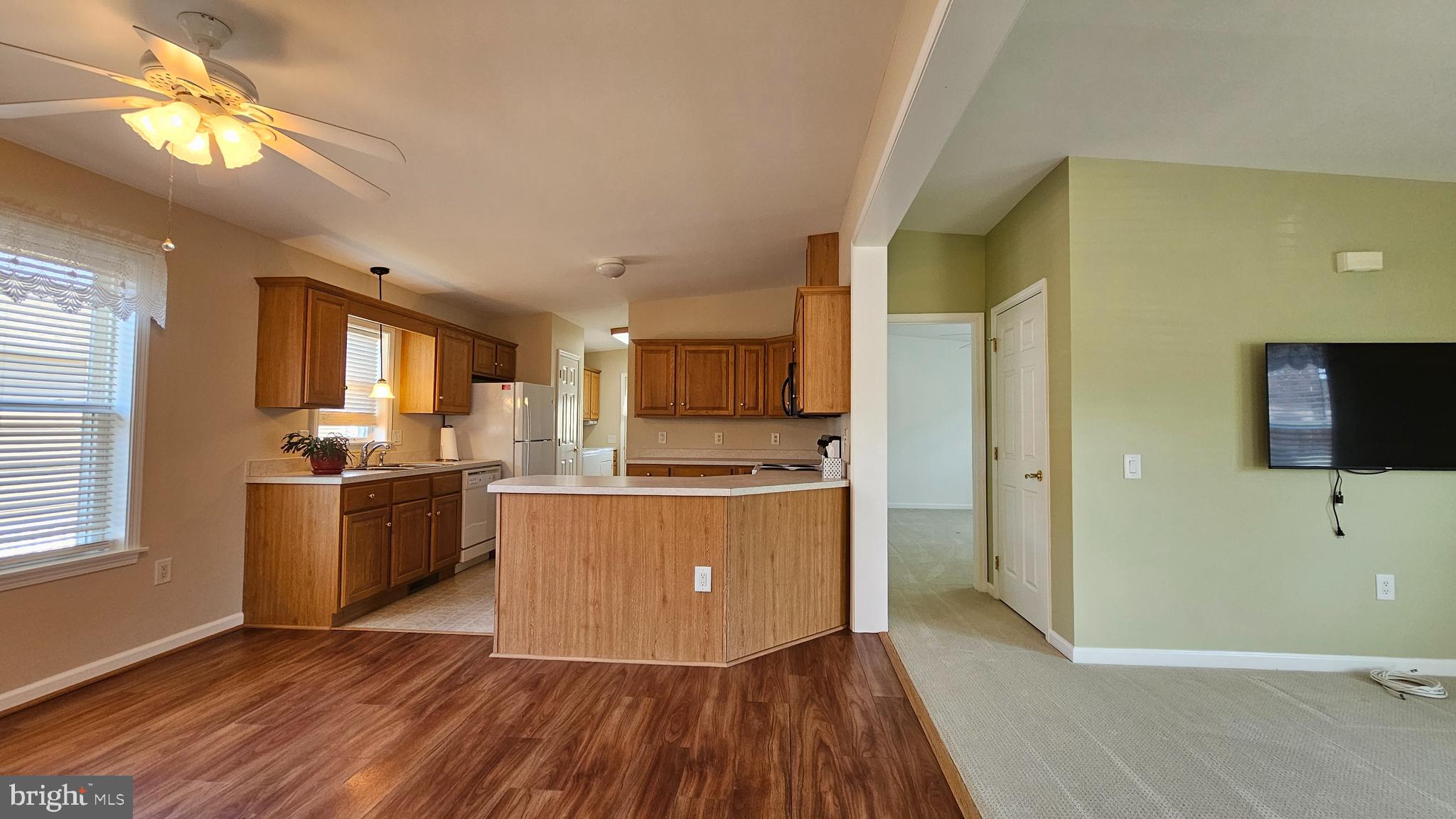 HYDE PARK - Residential