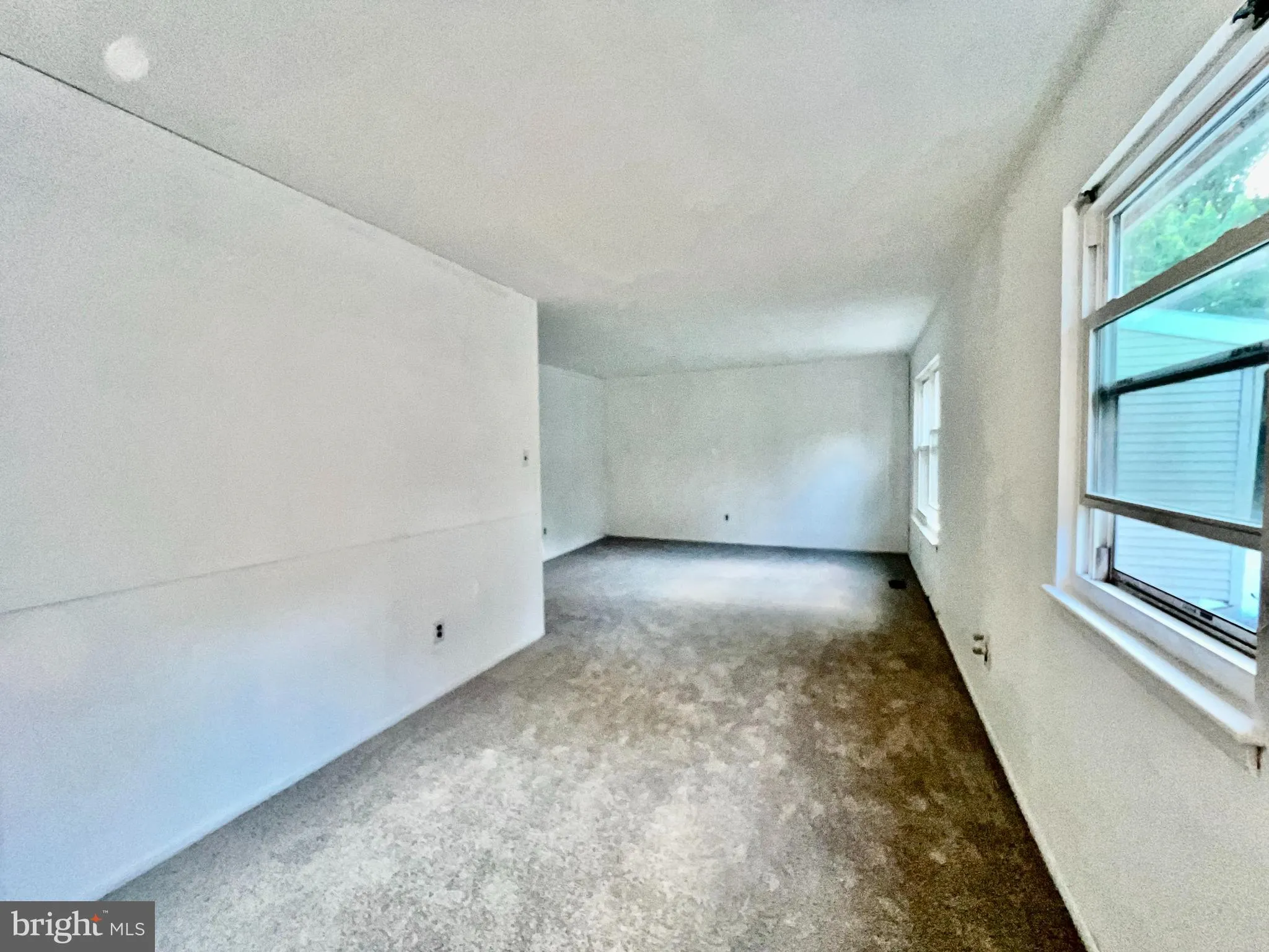 Clementon, New Jersey 08021, United States, 3 Bedrooms Bedrooms, ,3 BathroomsBathrooms,Residential,Active,147044