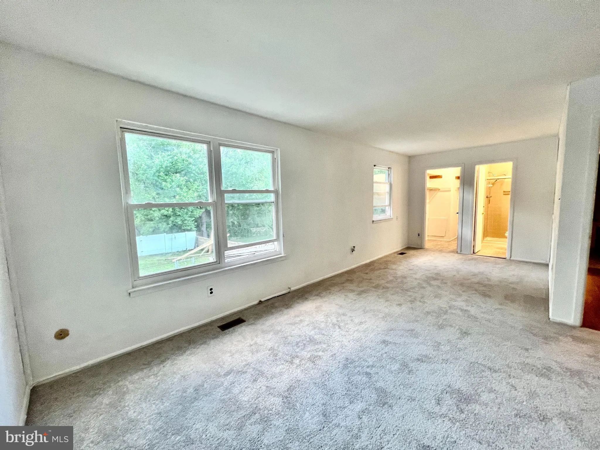 Clementon, New Jersey 08021, United States, 3 Bedrooms Bedrooms, ,3 BathroomsBathrooms,Residential,Active,147044