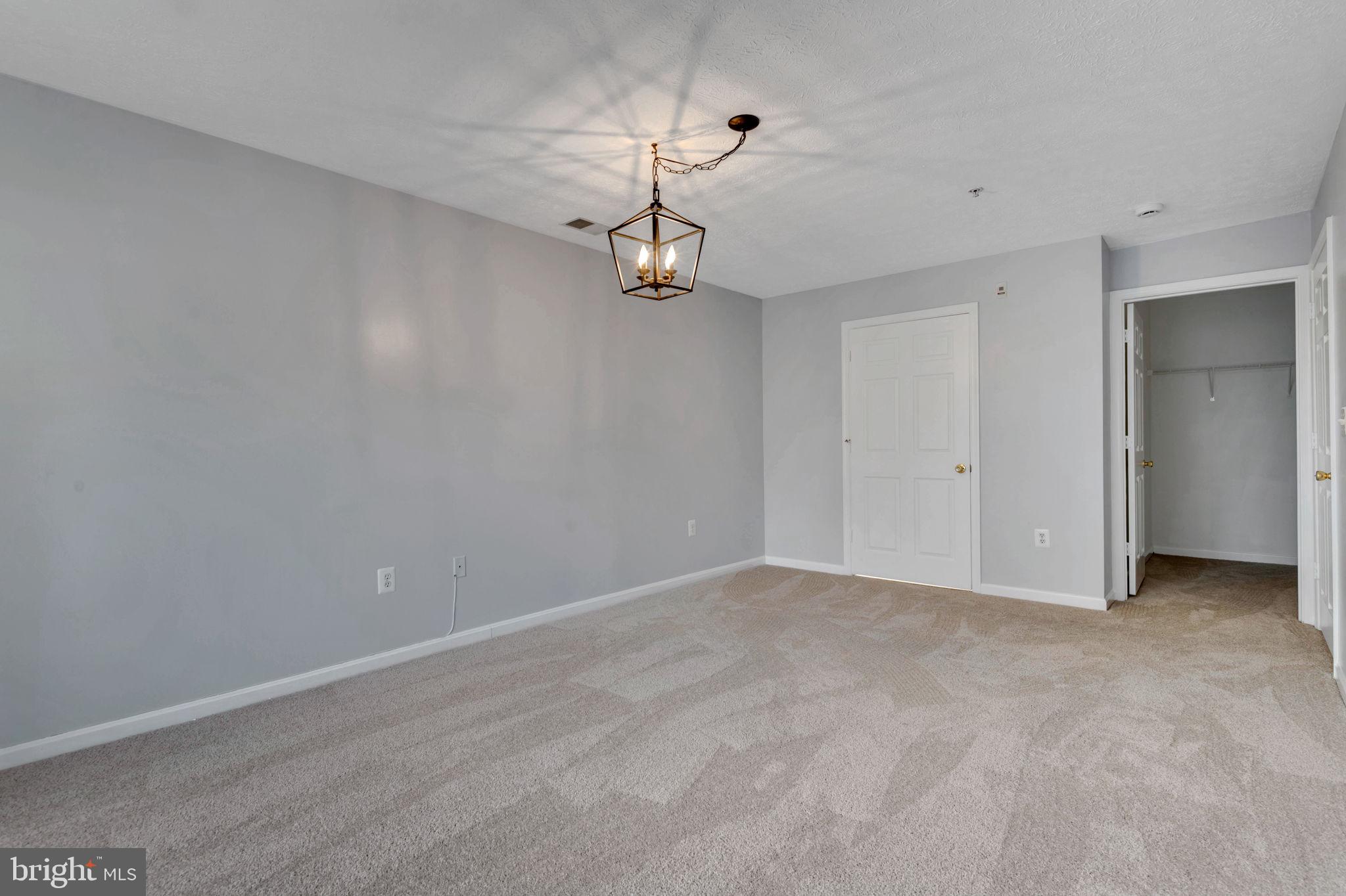 COVINGTON - Residential