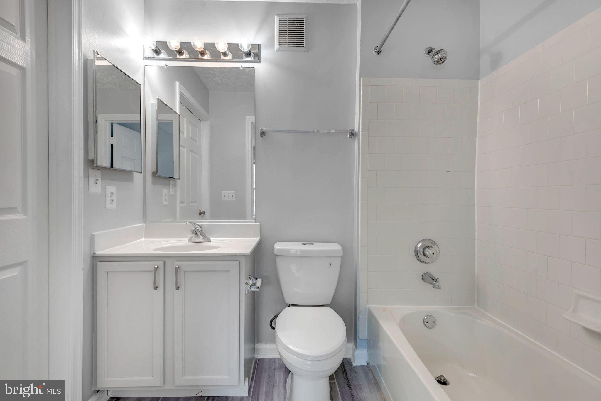 COVINGTON - Residential