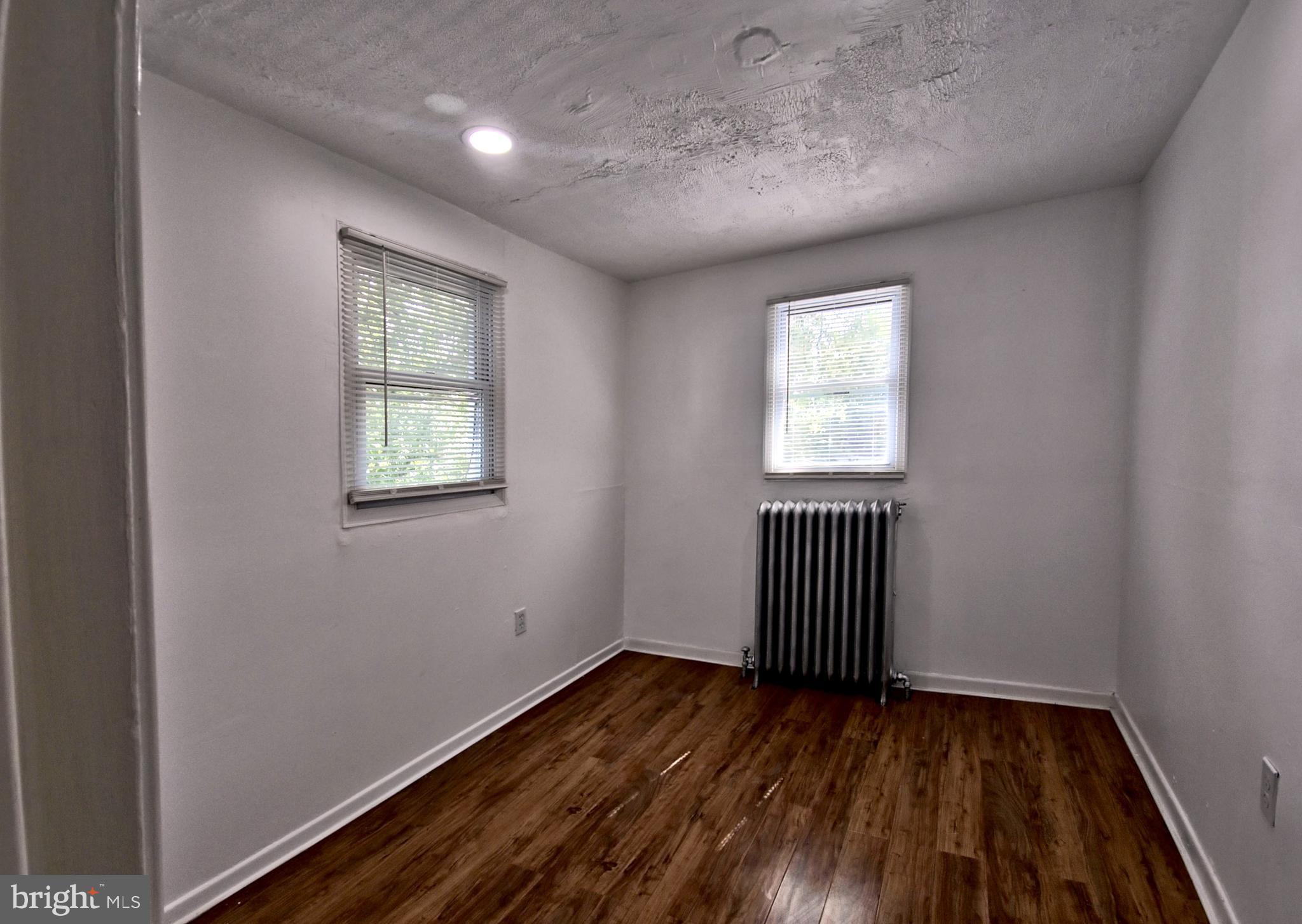 807 W 7TH STREET