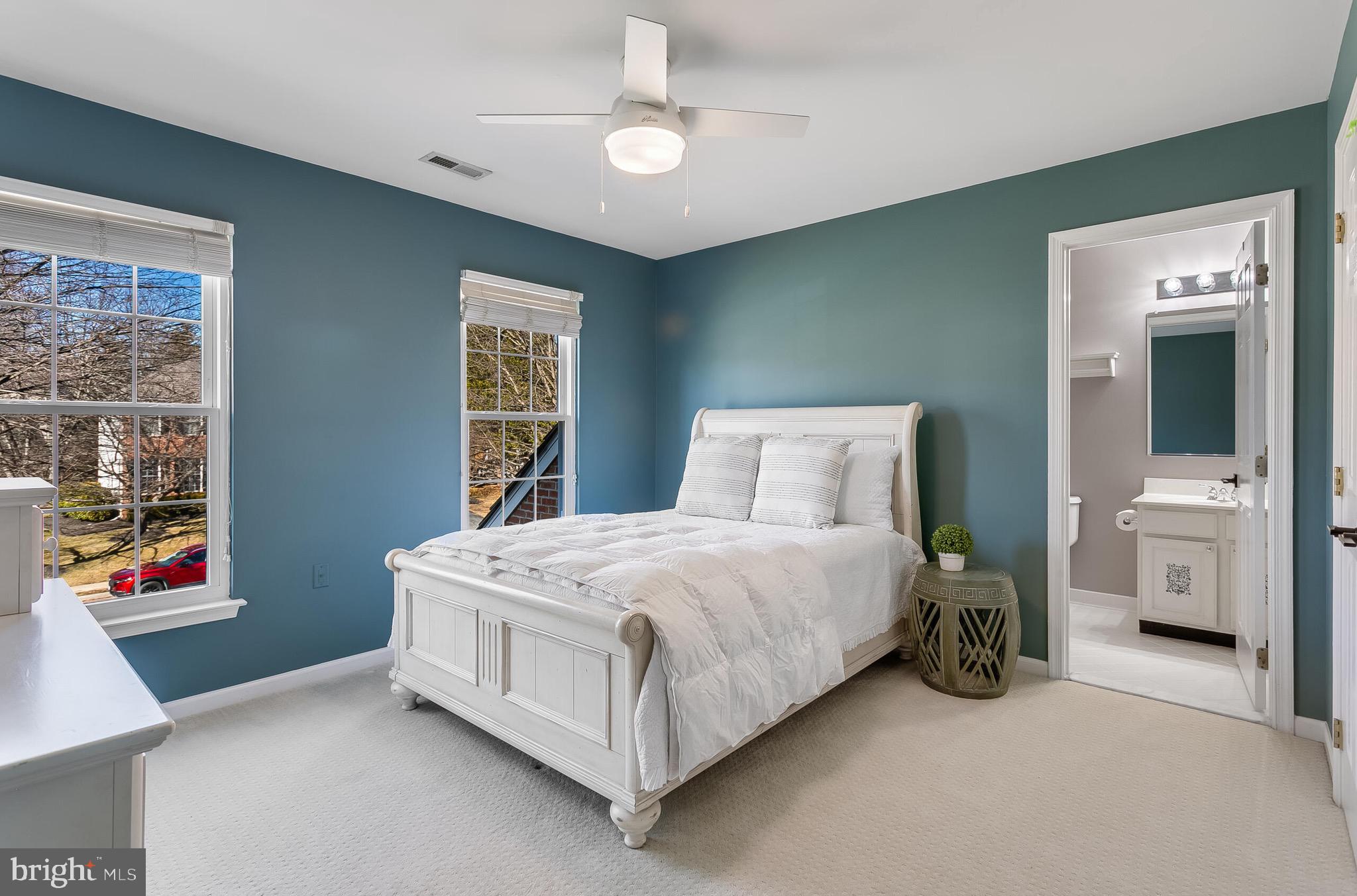 WOODLEA MANOR - Residential