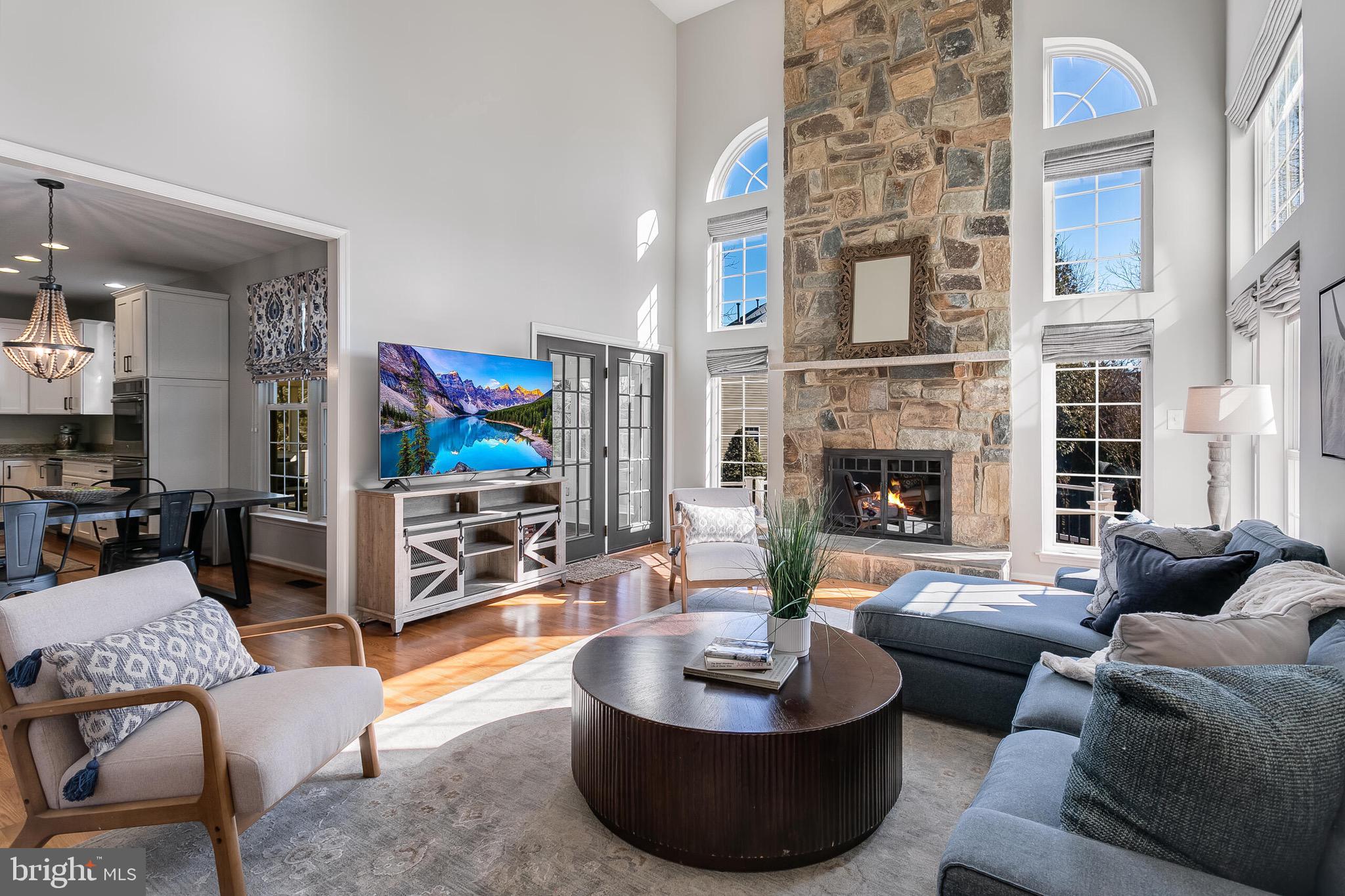 WOODLEA MANOR - Residential