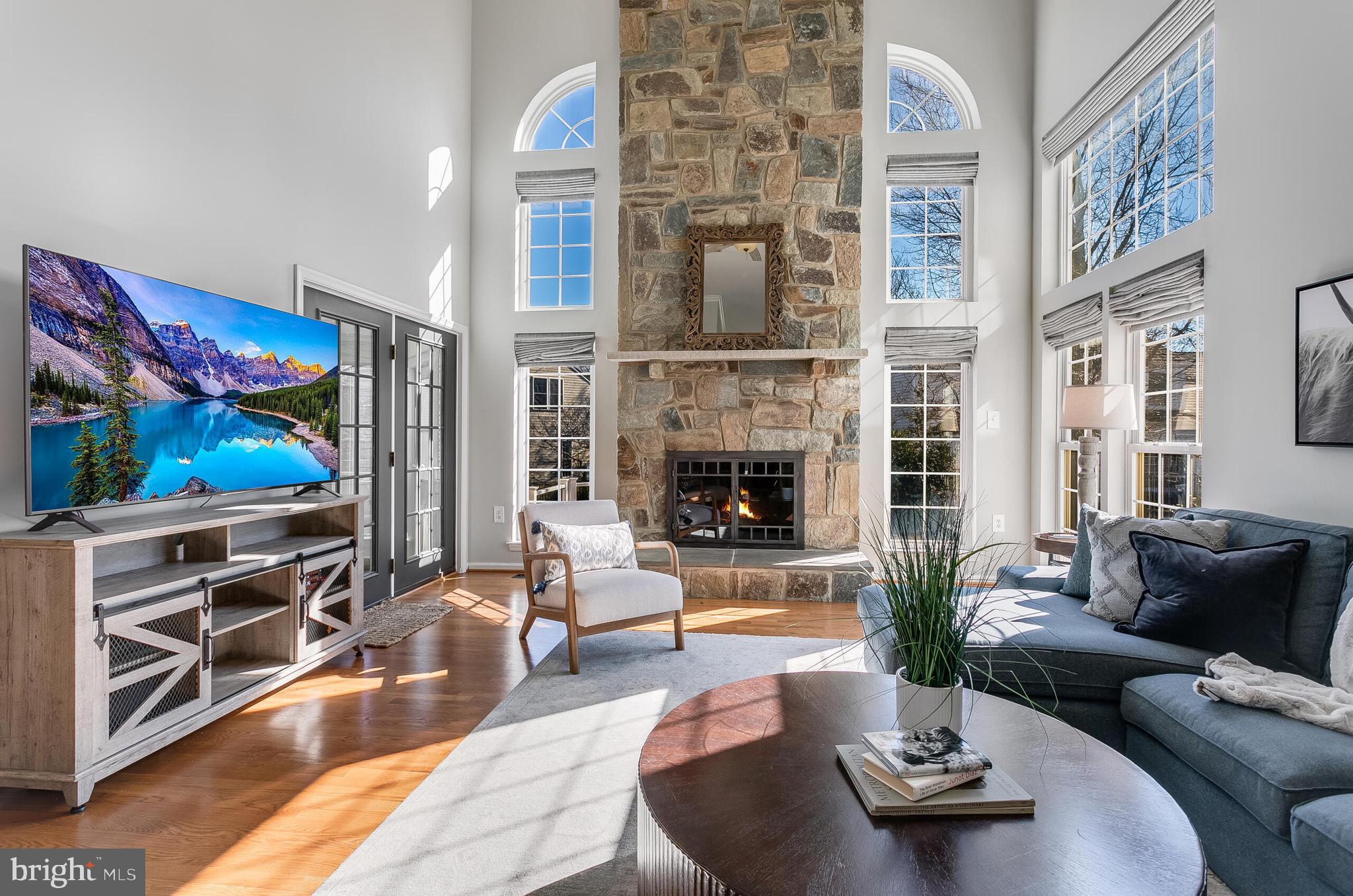 WOODLEA MANOR - Residential