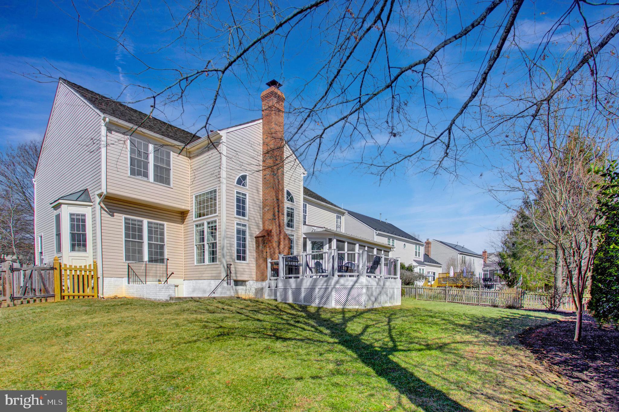 WOODLEA MANOR - Residential