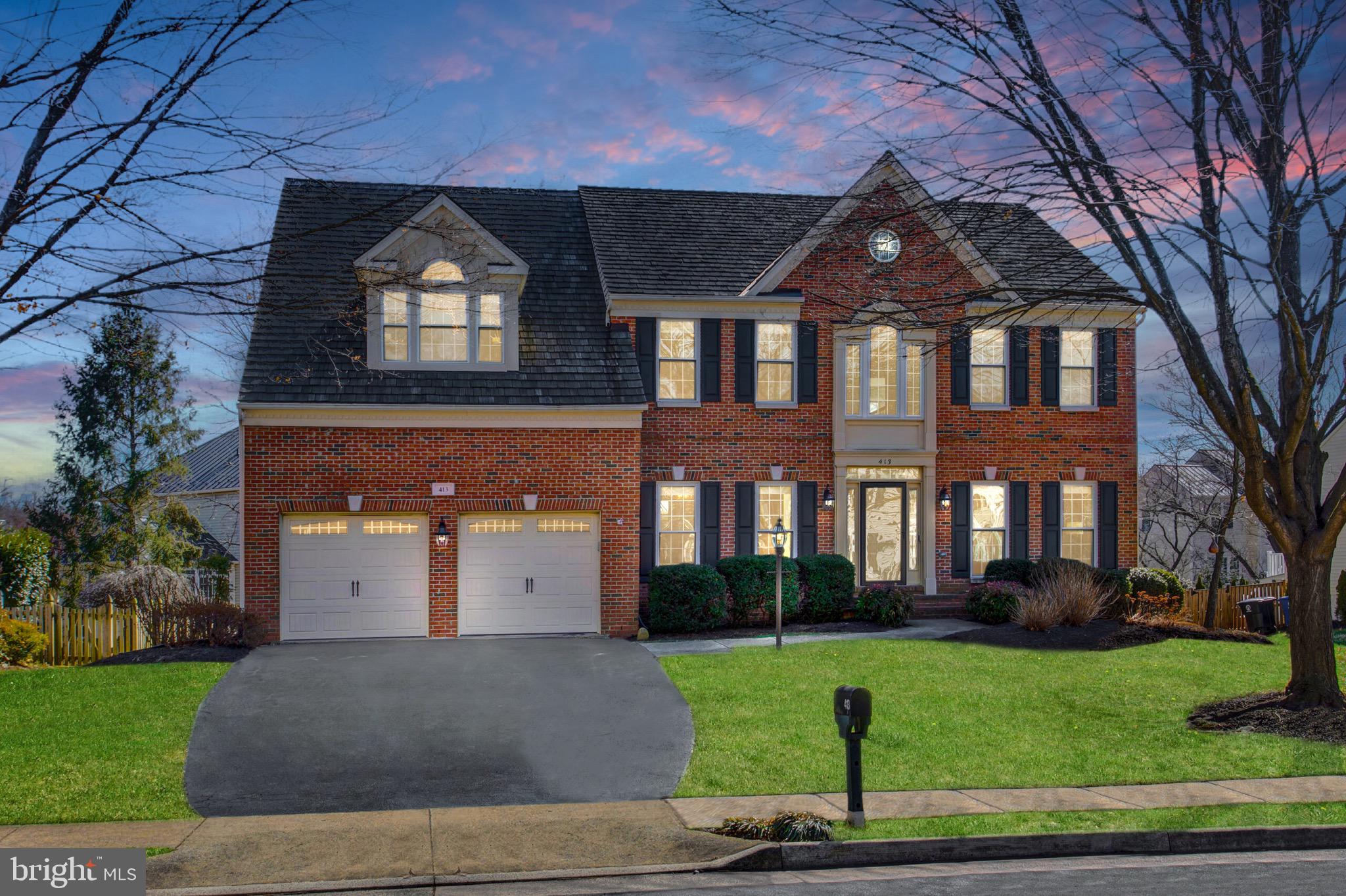 WOODLEA MANOR - Residential