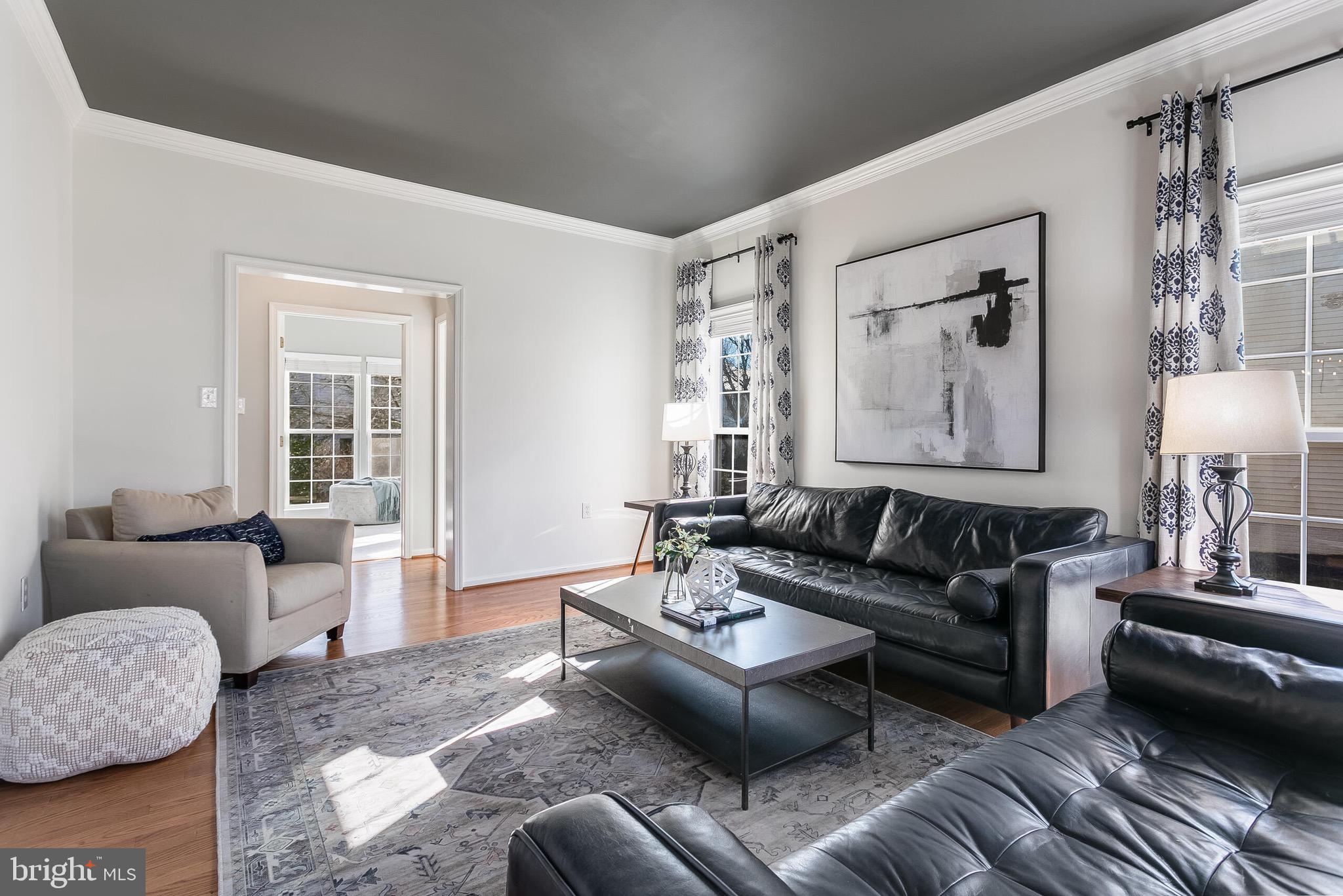 WOODLEA MANOR - Residential