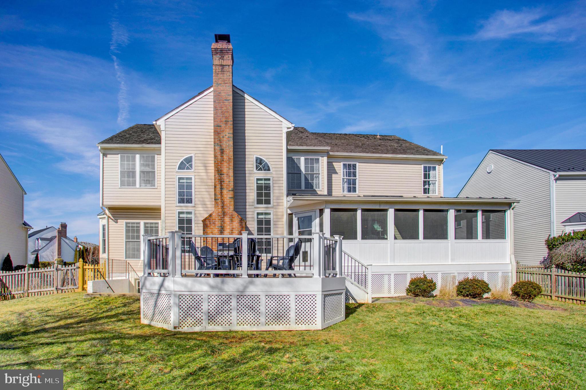 WOODLEA MANOR - Residential