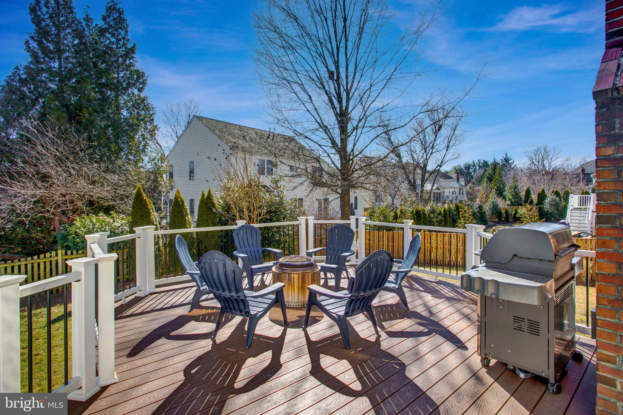 WOODLEA MANOR - Residential