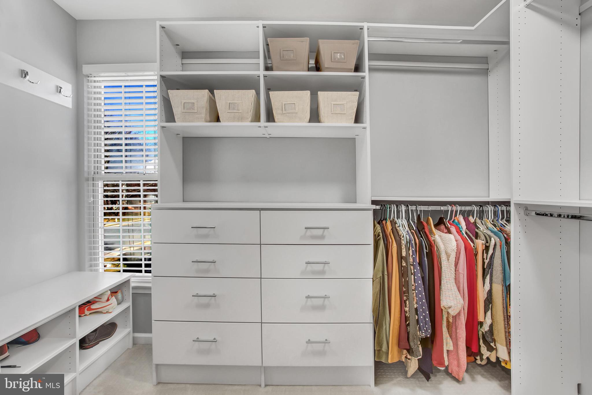 WOODLEA MANOR - Residential