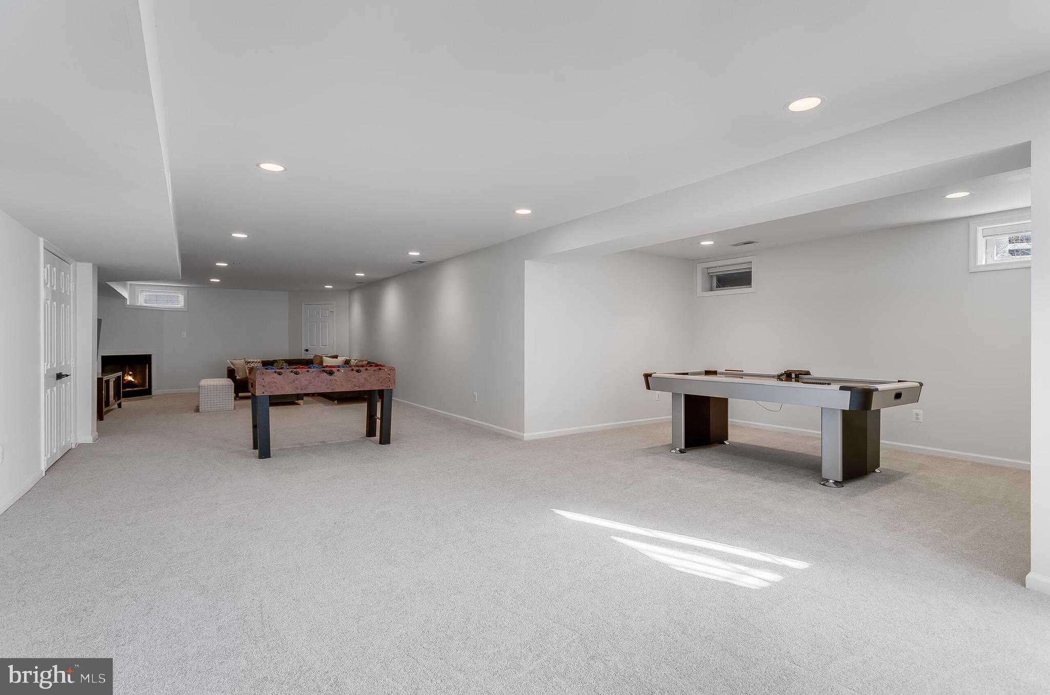 WOODLEA MANOR - Residential