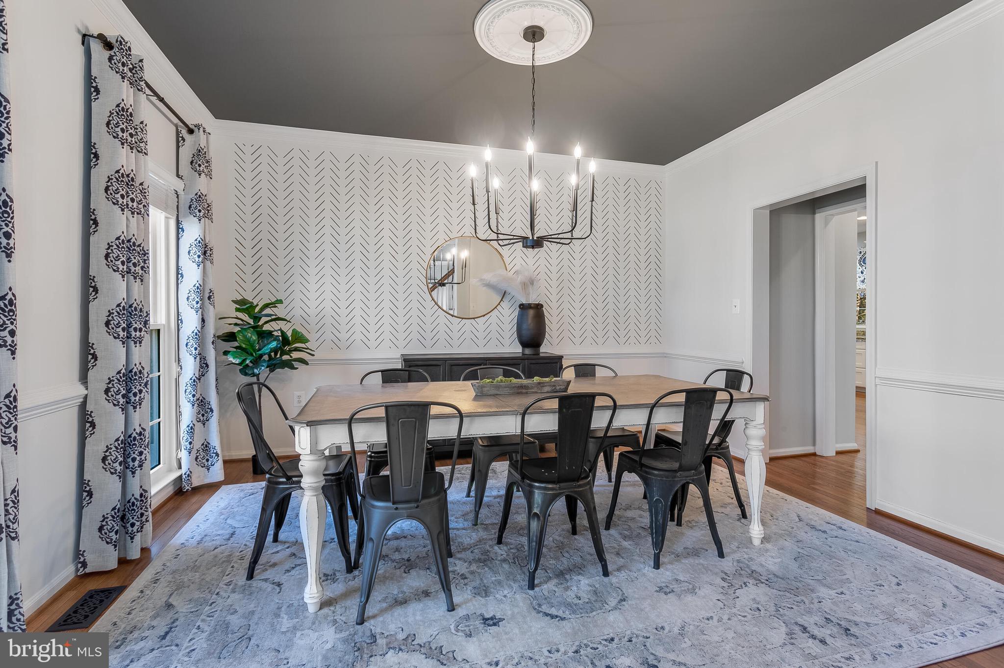 WOODLEA MANOR - Residential