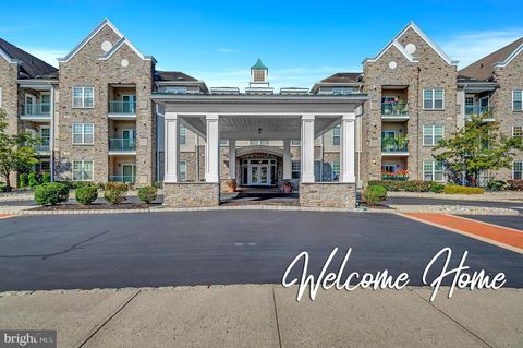 Condo For Sale - 100 Middlesex Boulevard #242<br/> Middlesex County, PLAINSBORO, NJ 08536