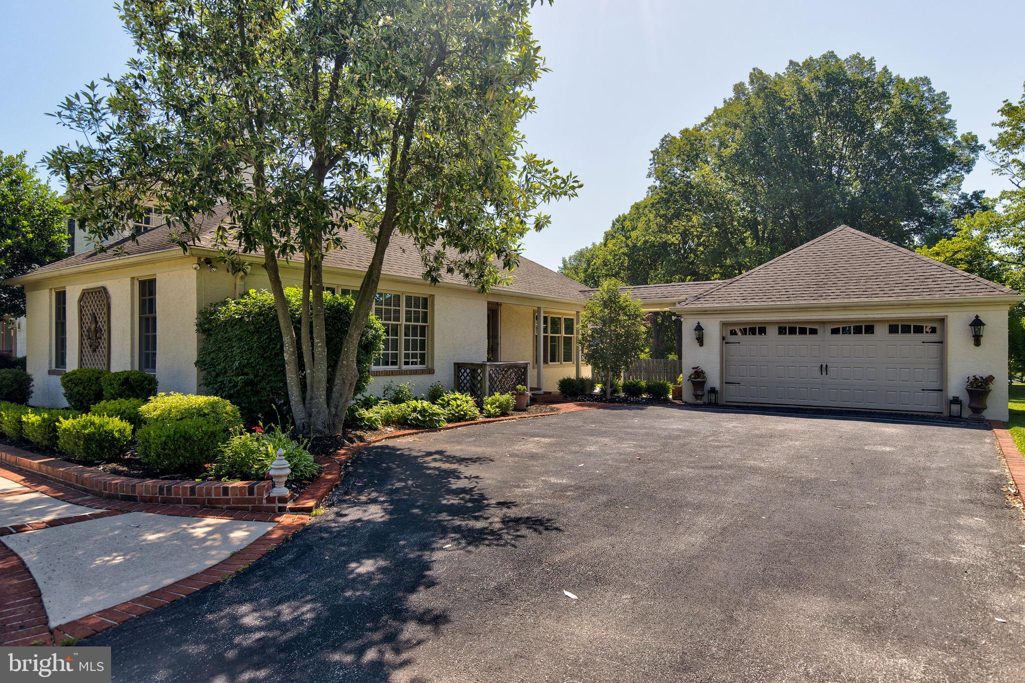 GLENHARDIE - Residential