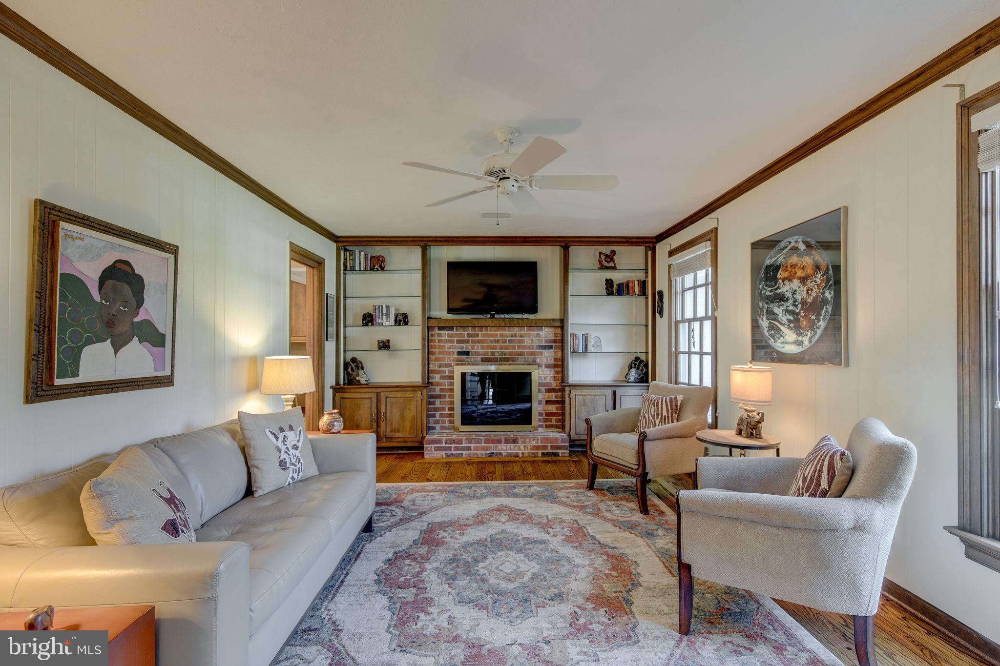 GLENHARDIE - Residential