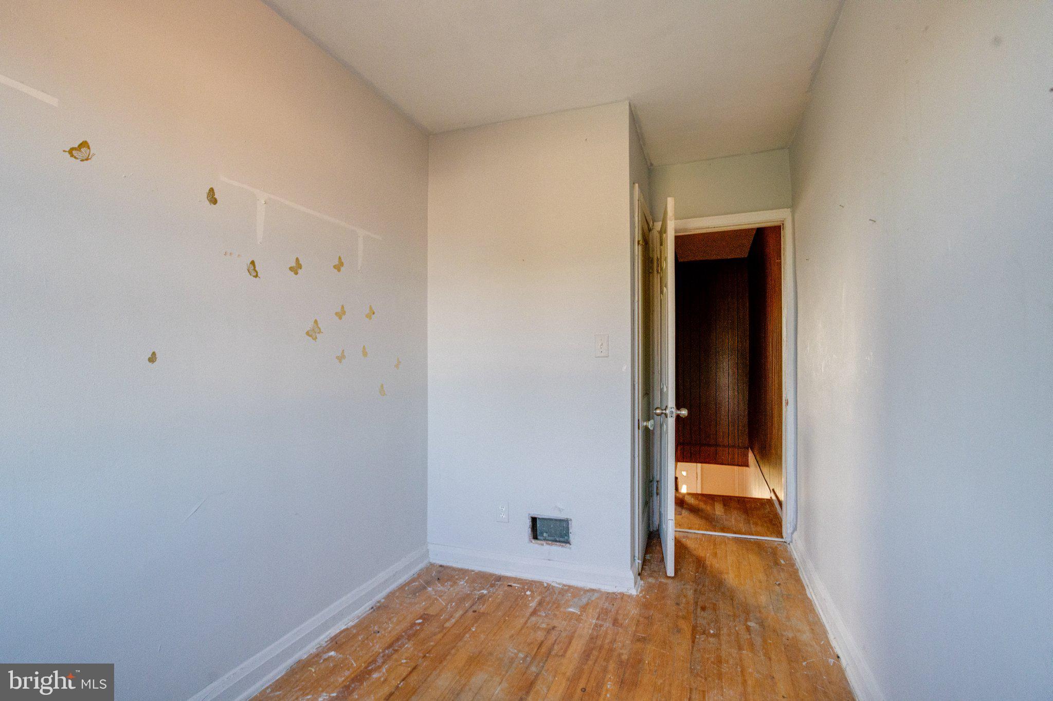 DUNDALK VILLAGE - Residential